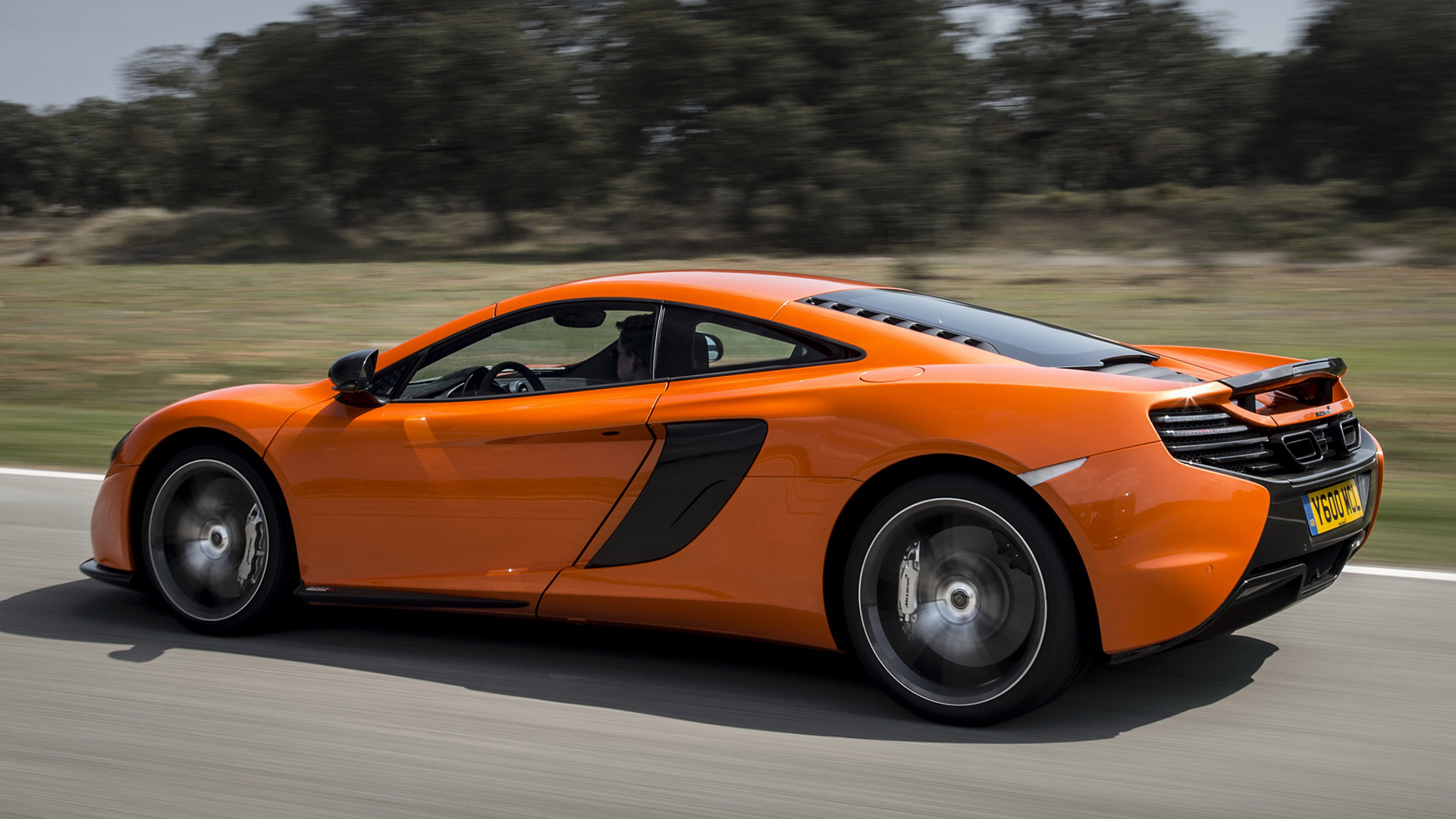 McLaren 650S Coupé Wallpaper