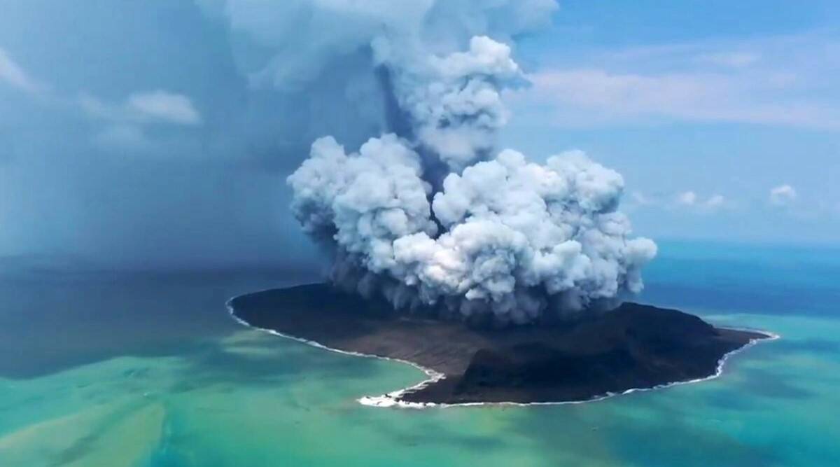 Tsunami threat recedes after Tonga volcanic eruption; videos go viral. Trending News, The Indian Express