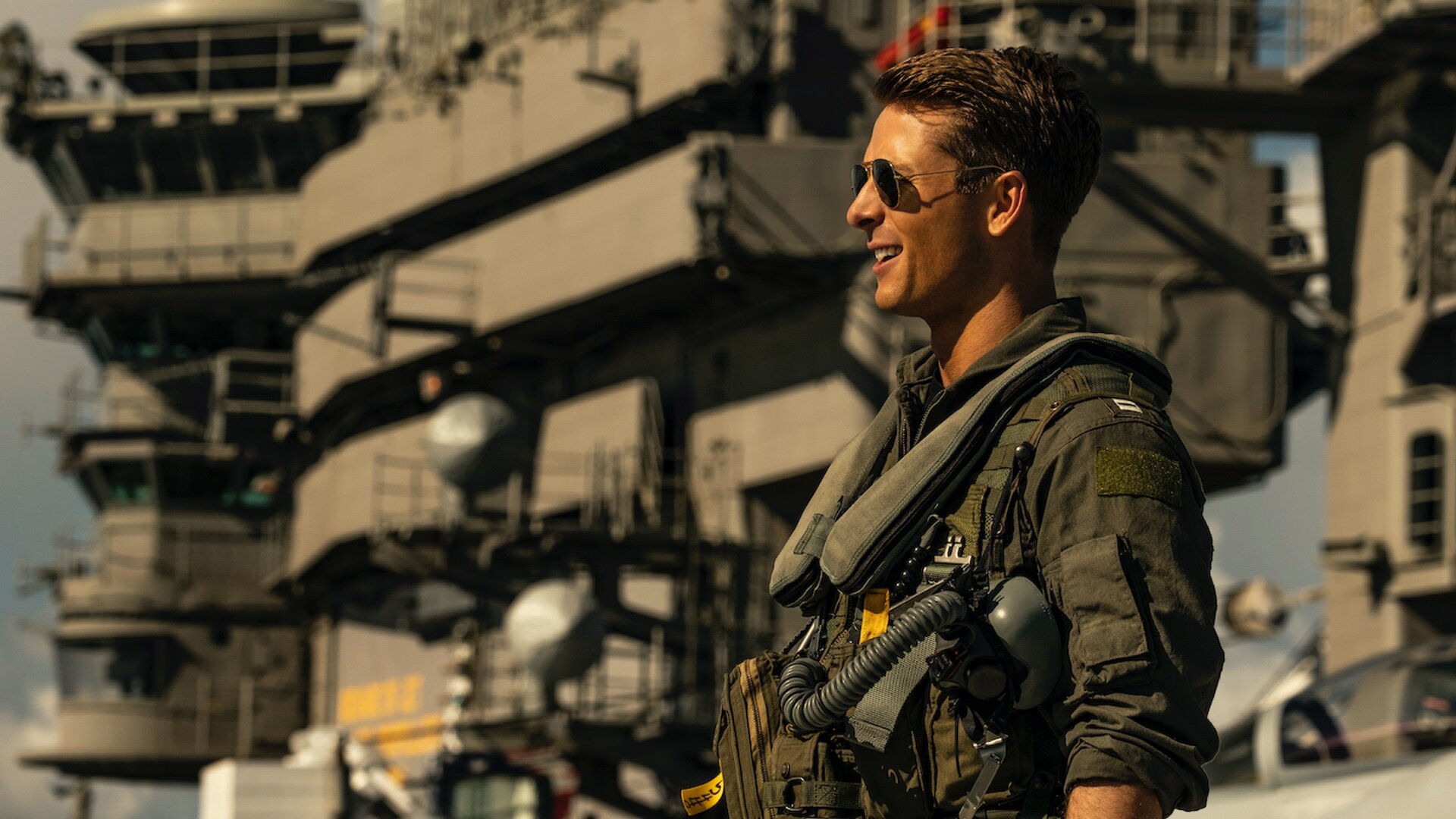 New Photo From TOP GUN: MAVERICK Along With New Story Details