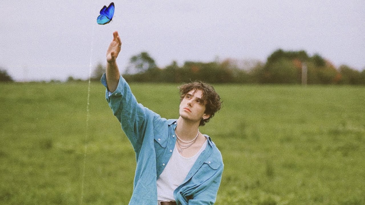 this is what falling in love feels like