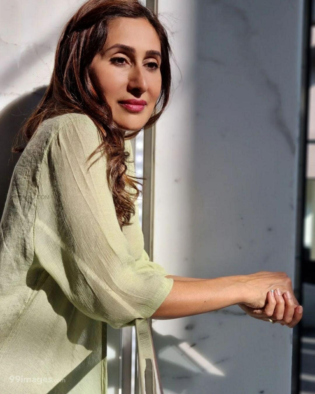 Teejay Sidhu HD Wallpaper (Desktop Background / Android / iPhone) (1080p, 4k) (1080x1350)