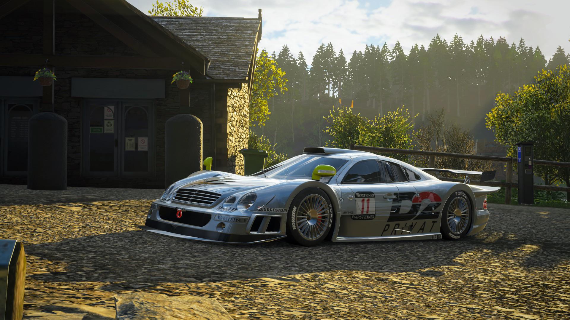 Can we just quickly talk about the AMG CLK GTR's stupid lack of downforce? : r/forza
