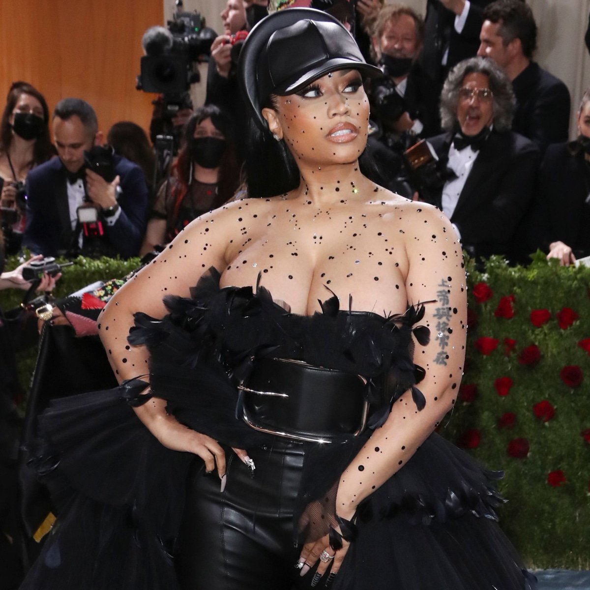 Nicki Minaj Made Baseball Caps a Fashion Moment for Life at Met Gala! Online