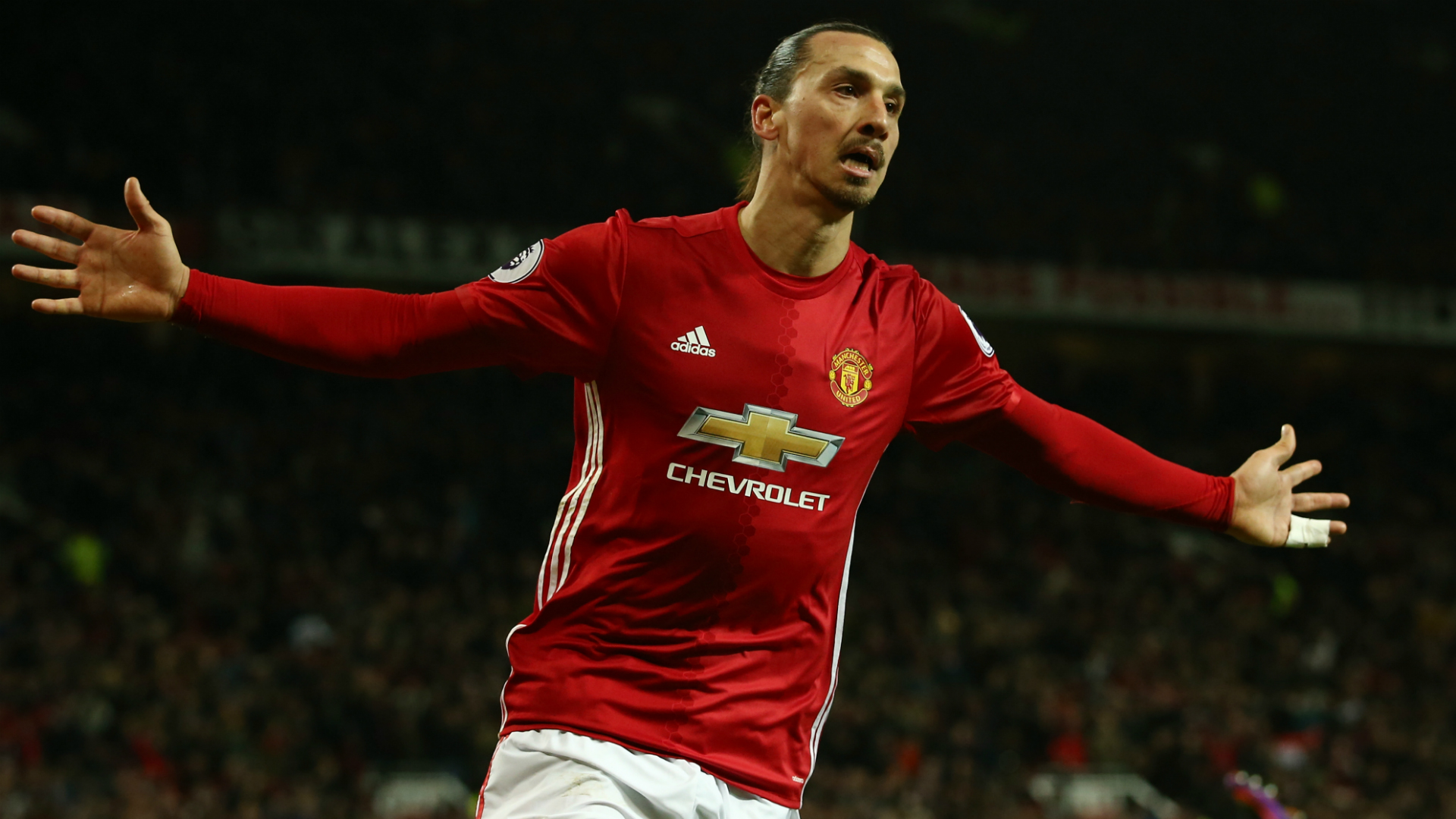 Cantona: Zlatan is my natural heir at Manchester United