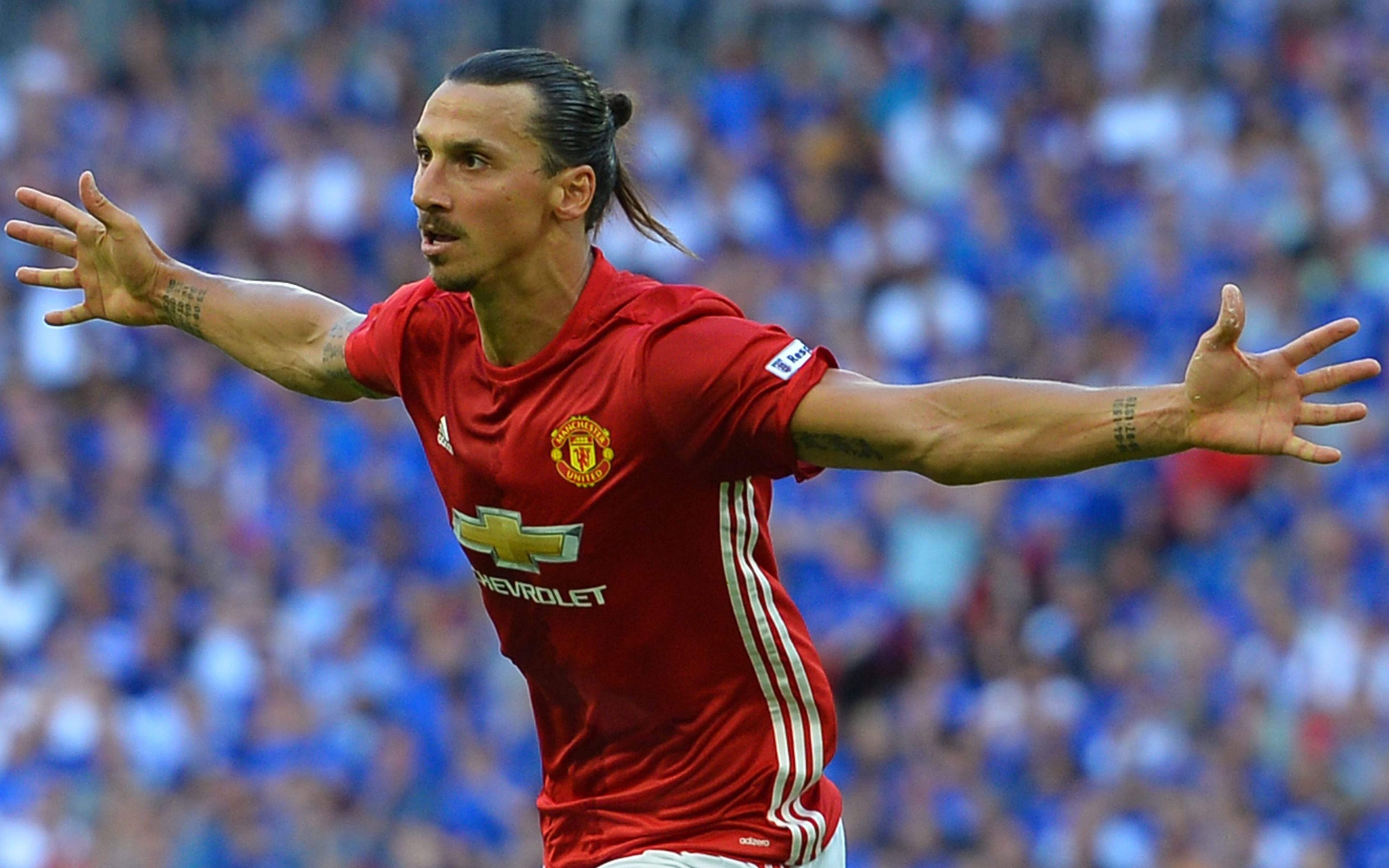 Handout pictures - Official pictures of Zlatan Ibrahimovic joining LA  Galaxy football team in 2018 after playing with Manchester United. Photo by  Jon Shard/LA Galaxy/ABACAPRESS.COM Stock Photo - Alamy