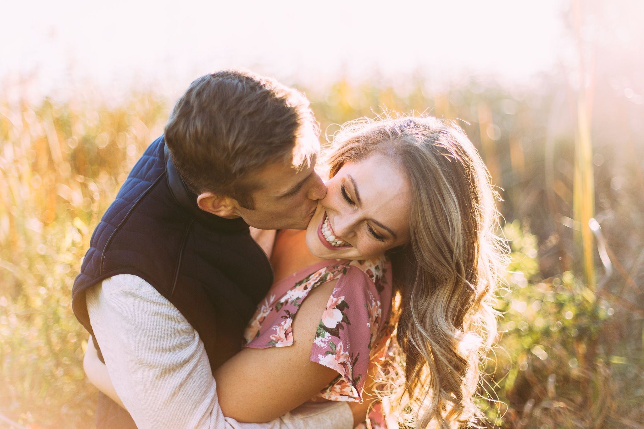 Fall Engagement Photo by Grey Garden Creative. Engagement photo fall, Fall engagement, Engagement photo