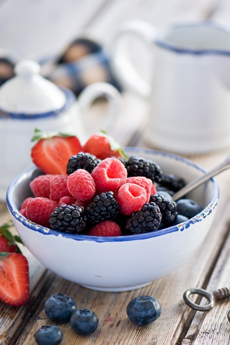 Wallpaper Malin, Plates, Spoons, Food, Healthy Food Wallpaper iPhone