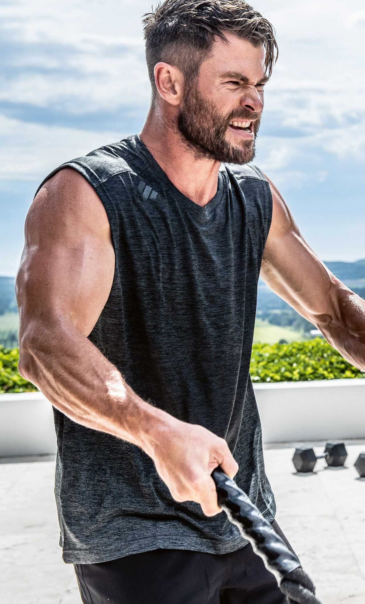 Chris Hemsworth Workout Wallpaper Wallpaper Popular Chris Hemsworth Workout Wallpaper Background