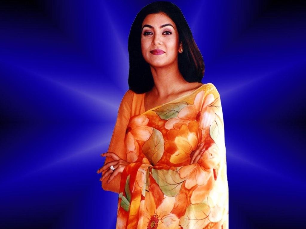 Various Tattoo Design: Ashwini Bhave Hot Photo Gallery