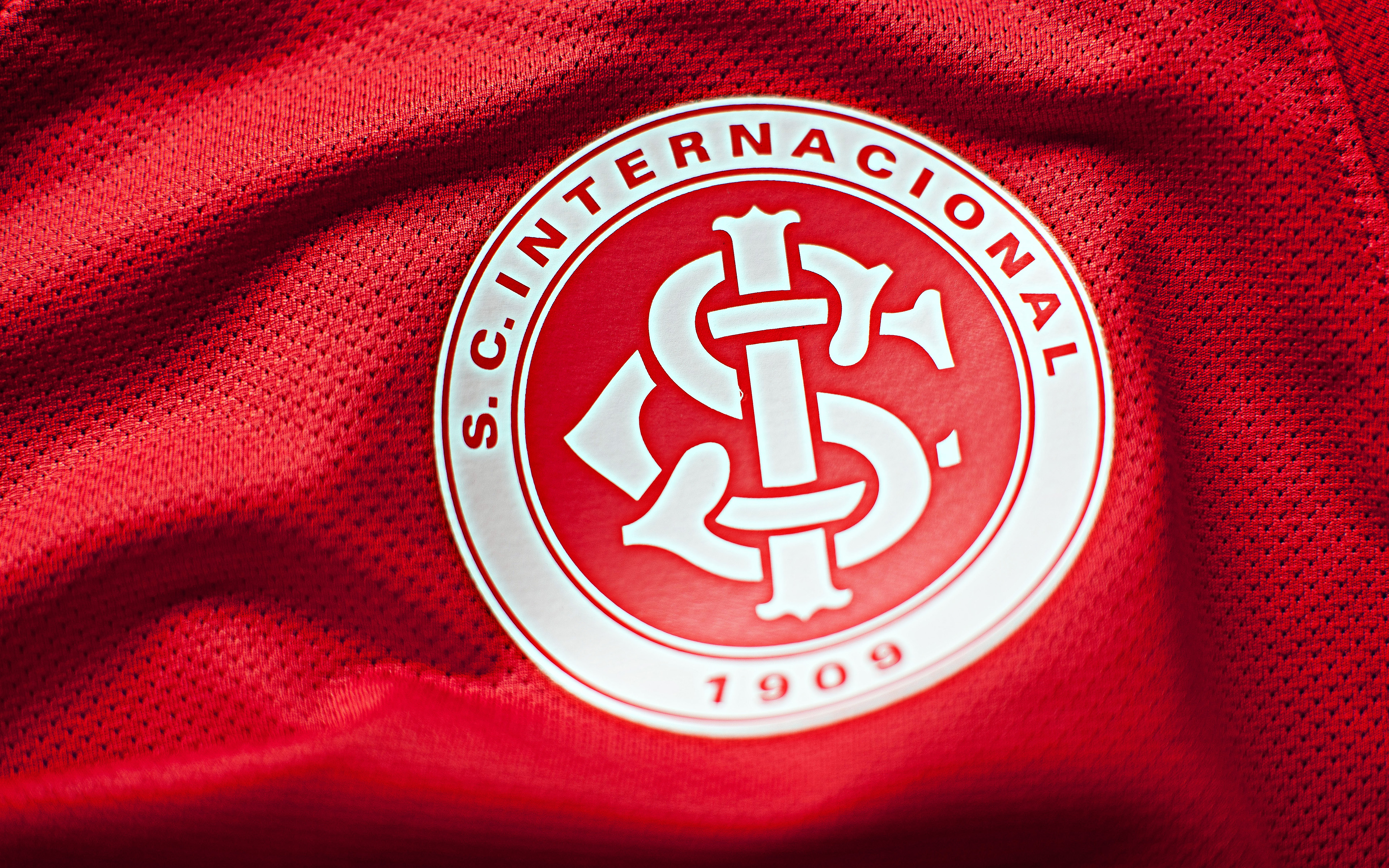 Download wallpaper SC Internacional, 4k, fabric logo, Brazilian Seria A, red fabric background, brazilian football club, Internacional FC, football, soccer, Internacional logo, Brazil for desktop with resolution 3840x2400. High Quality HD picture