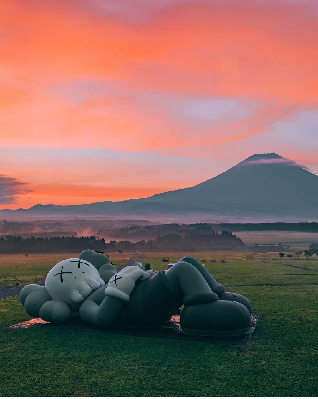 Kaws Holiday Mount Fuji