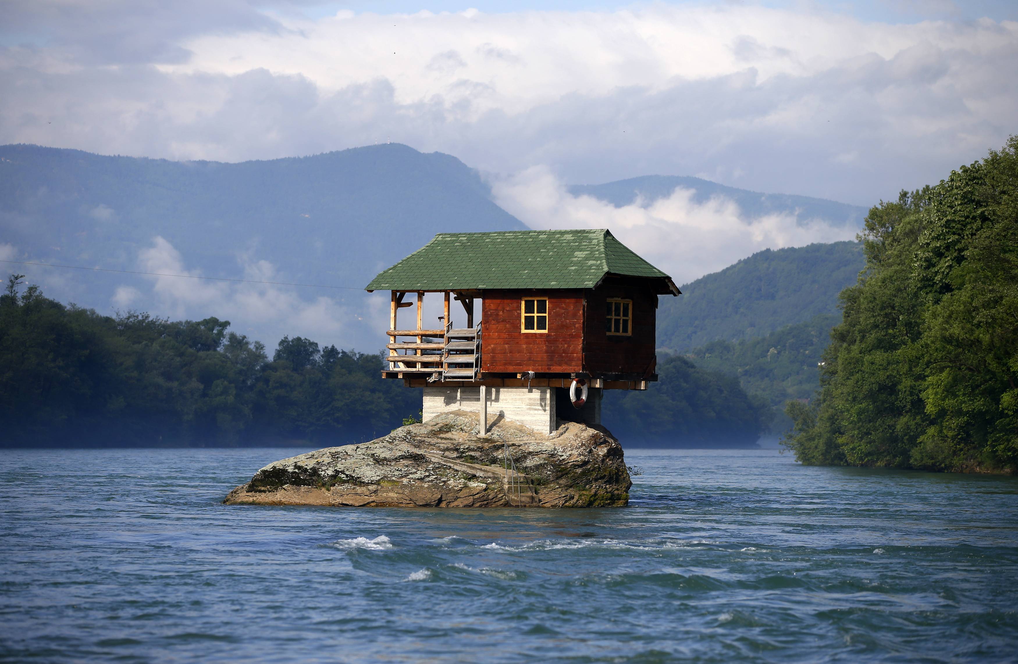 Cabin Wallpaperx2285