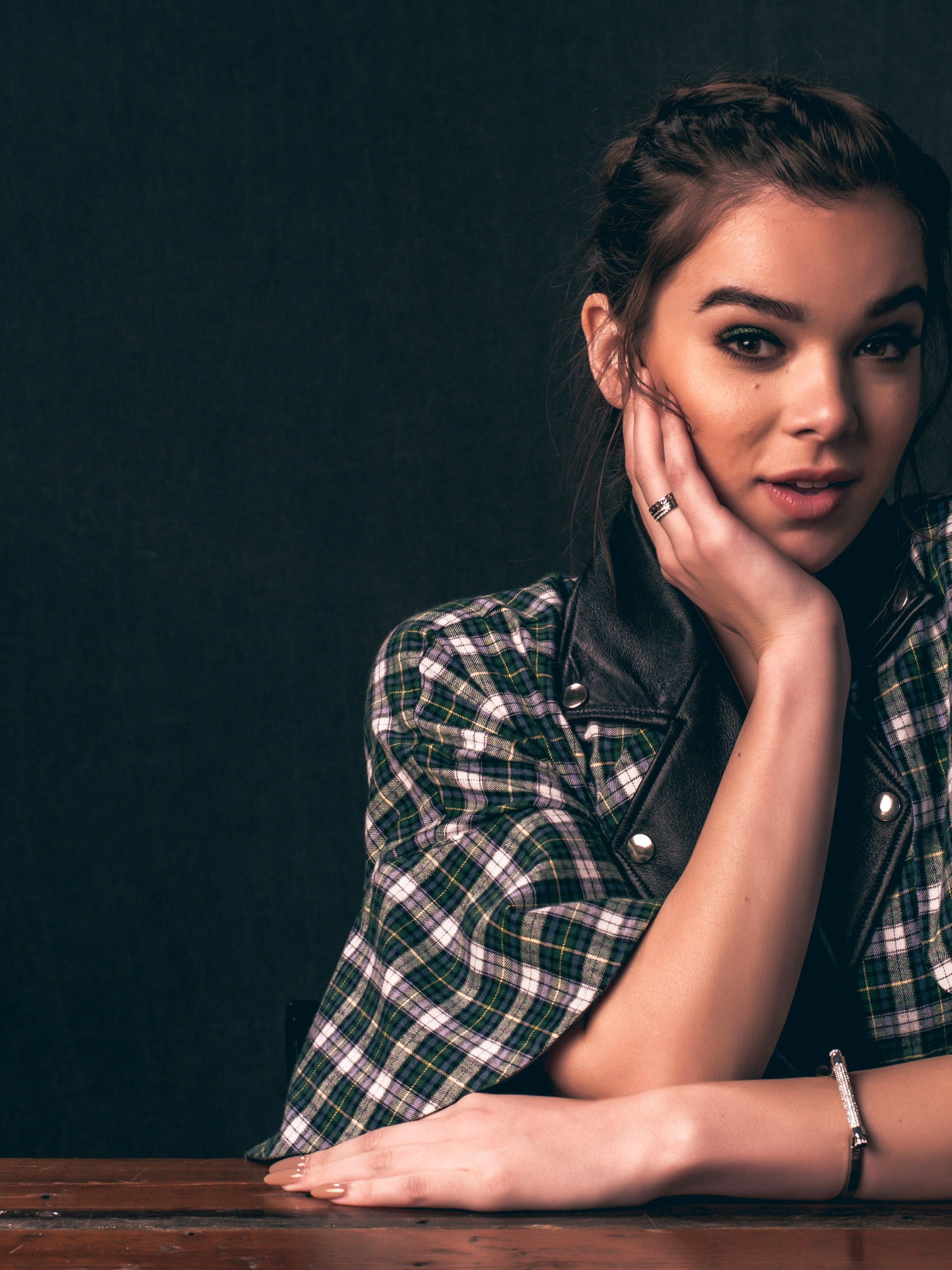 Free download 4K Hailee Steinfeld Wallpaper Background 197 5120x2880 px [5120x2880] for your Desktop, Mobile & Tablet. Explore Hailee Steinfeld 4k Wallpaper. Hailee Steinfeld 4k Wallpaper, 4K Wallpaper, Wallpaper 4K
