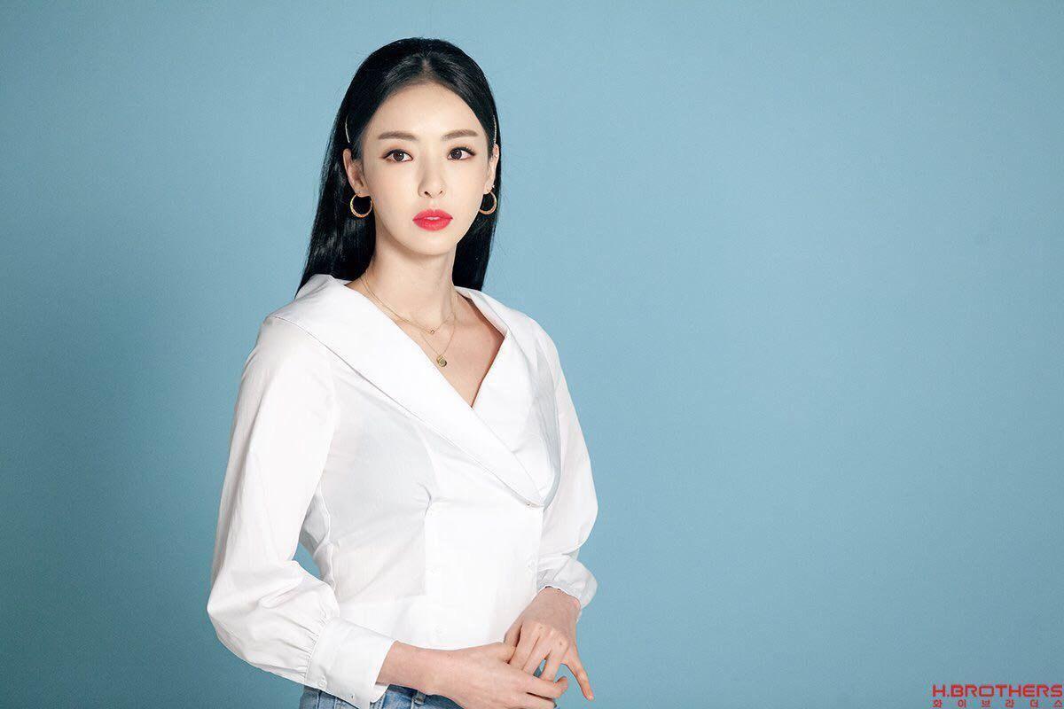 Lee Da Hee Wallpaper