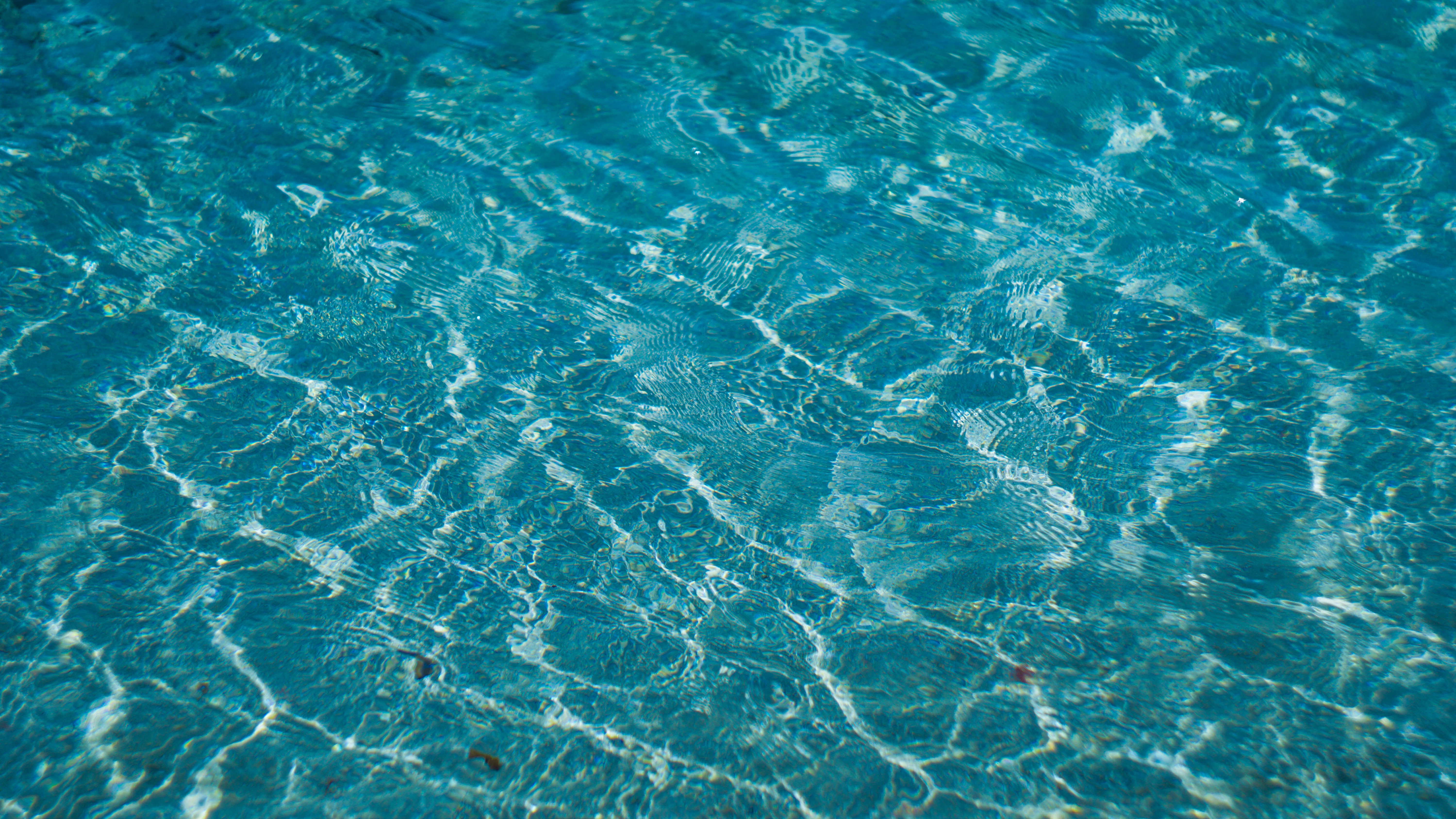 Аква красиво. Вода фон. Текстура воды. Фактура воды. Голубая вода.