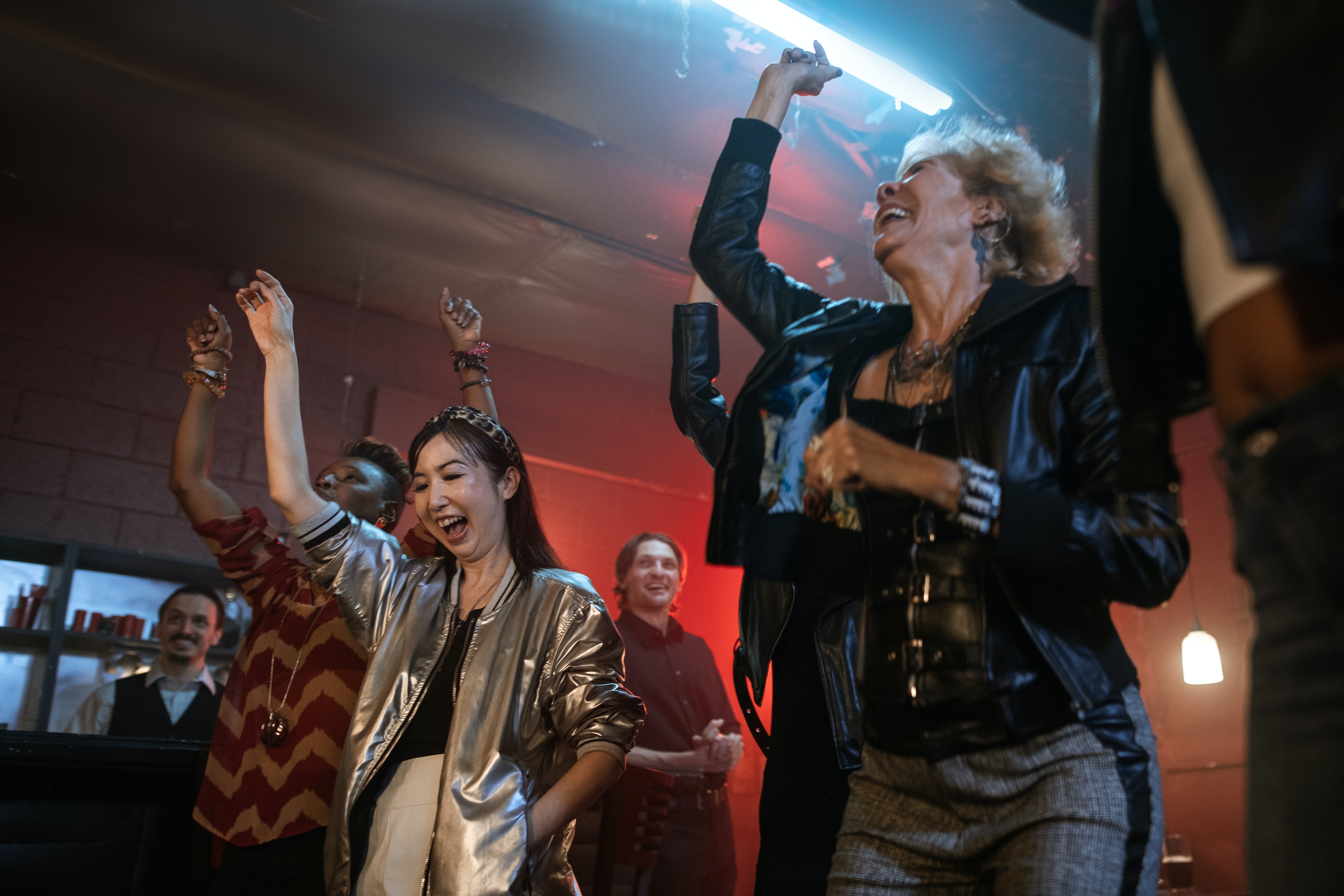 10,Best Dancing Photo · 100% Free Downloads