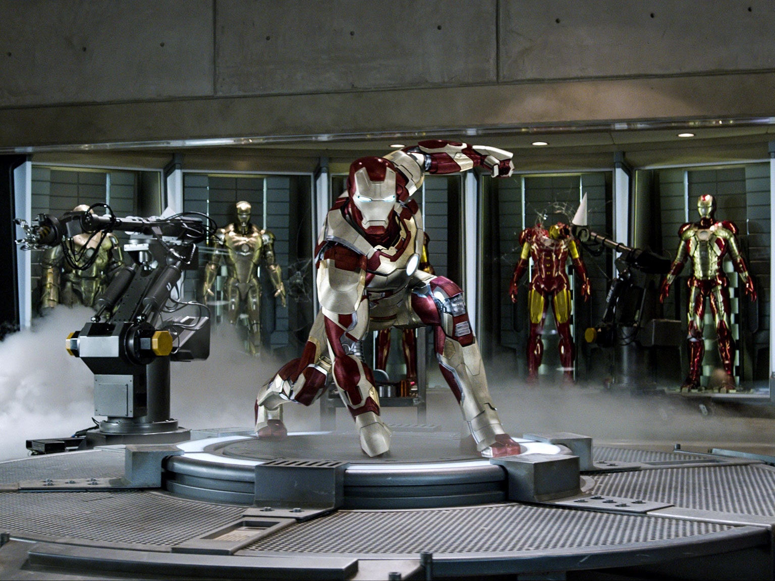 There's Something Wrong With This Iron Man 3 Scene