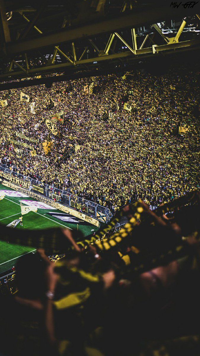Signal Iduna Park Wallpaper