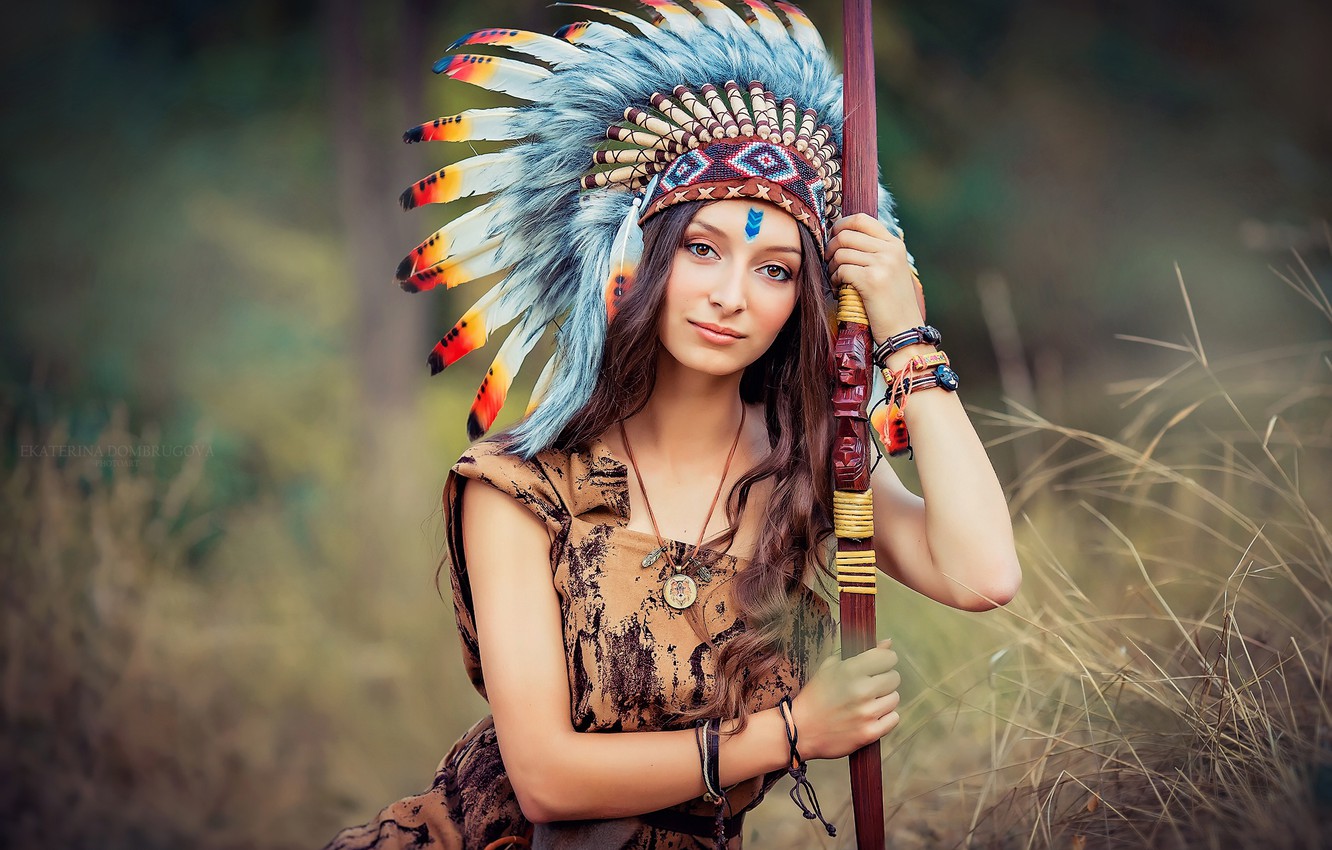 Wallpaper girl, feathers, bow, bokeh, Indian, roach, Catherine Dobrogea image for desktop, section девушки