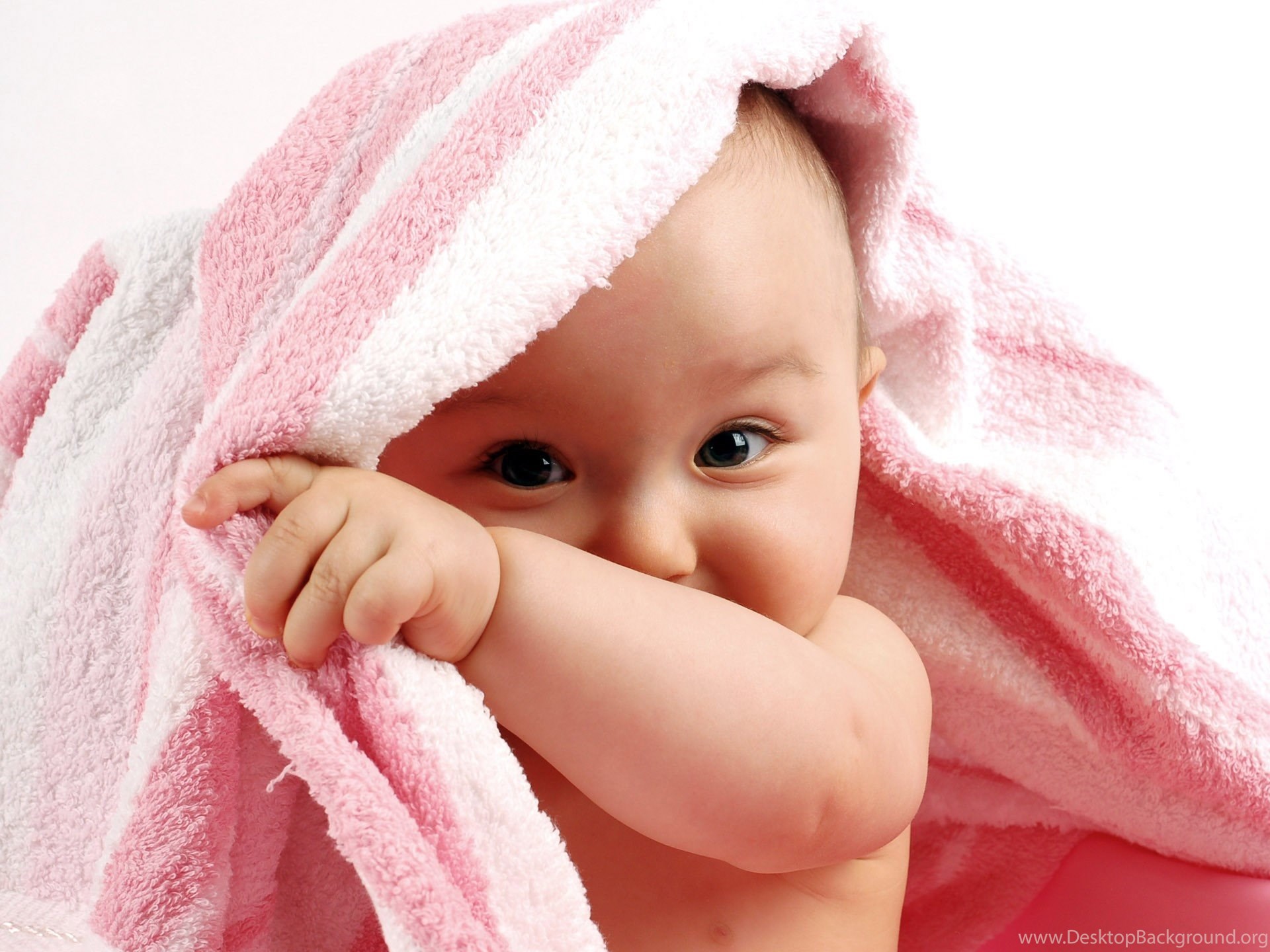Beautiful Cute Baby (Boy & Girls) Wallpaper Free Desktop Background