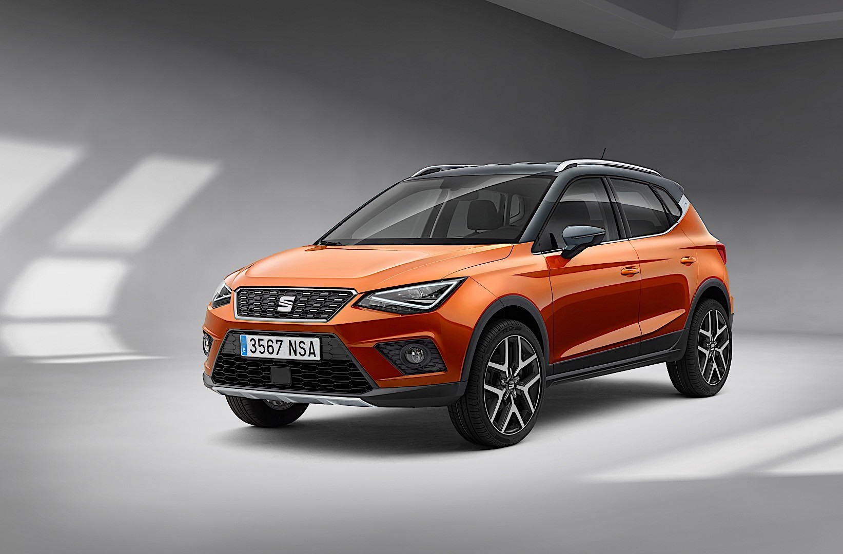 SEAT Arona specs & photo, 2018, 2019, 2020, 2021