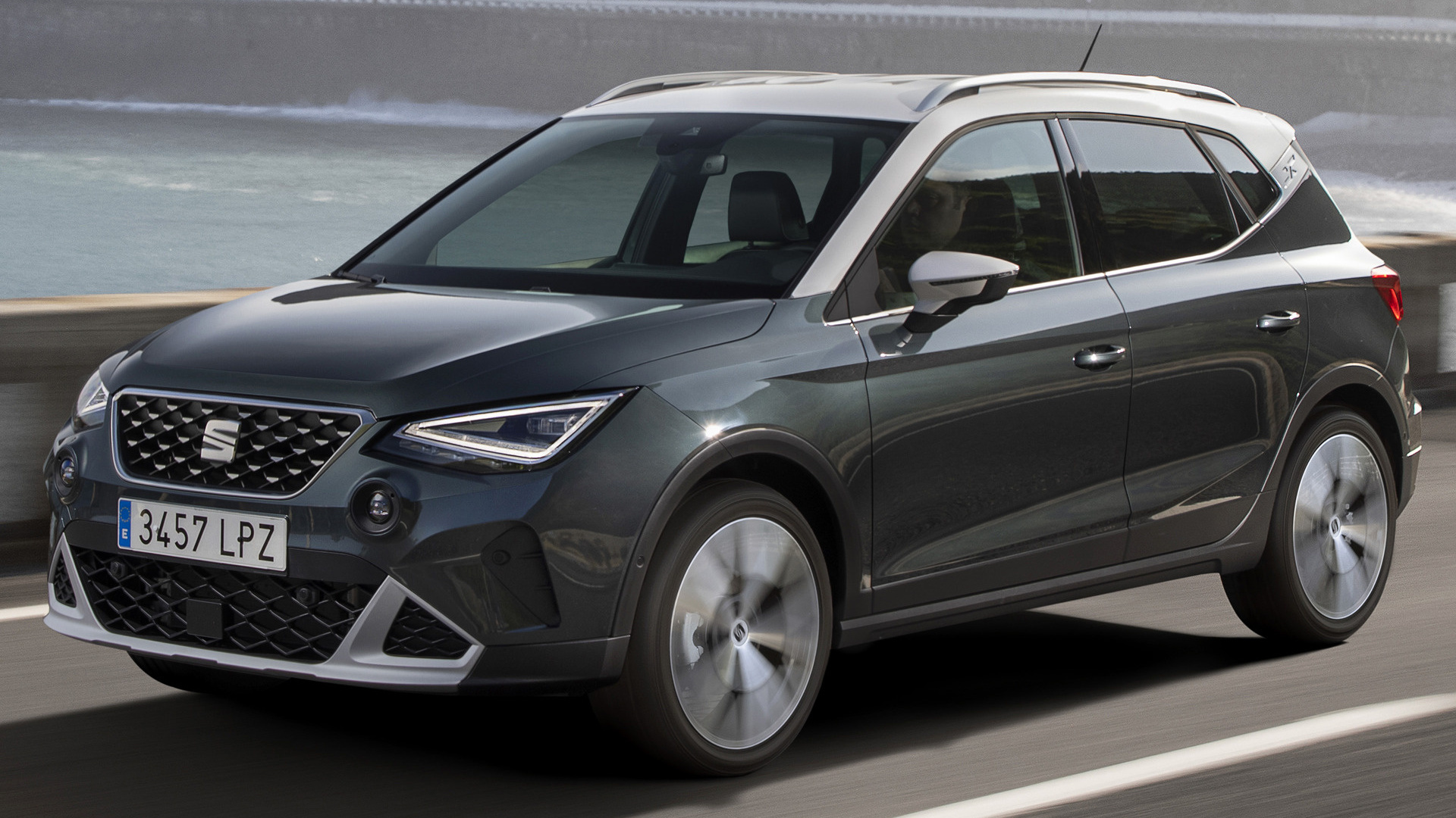 Seat Arona and HD Image