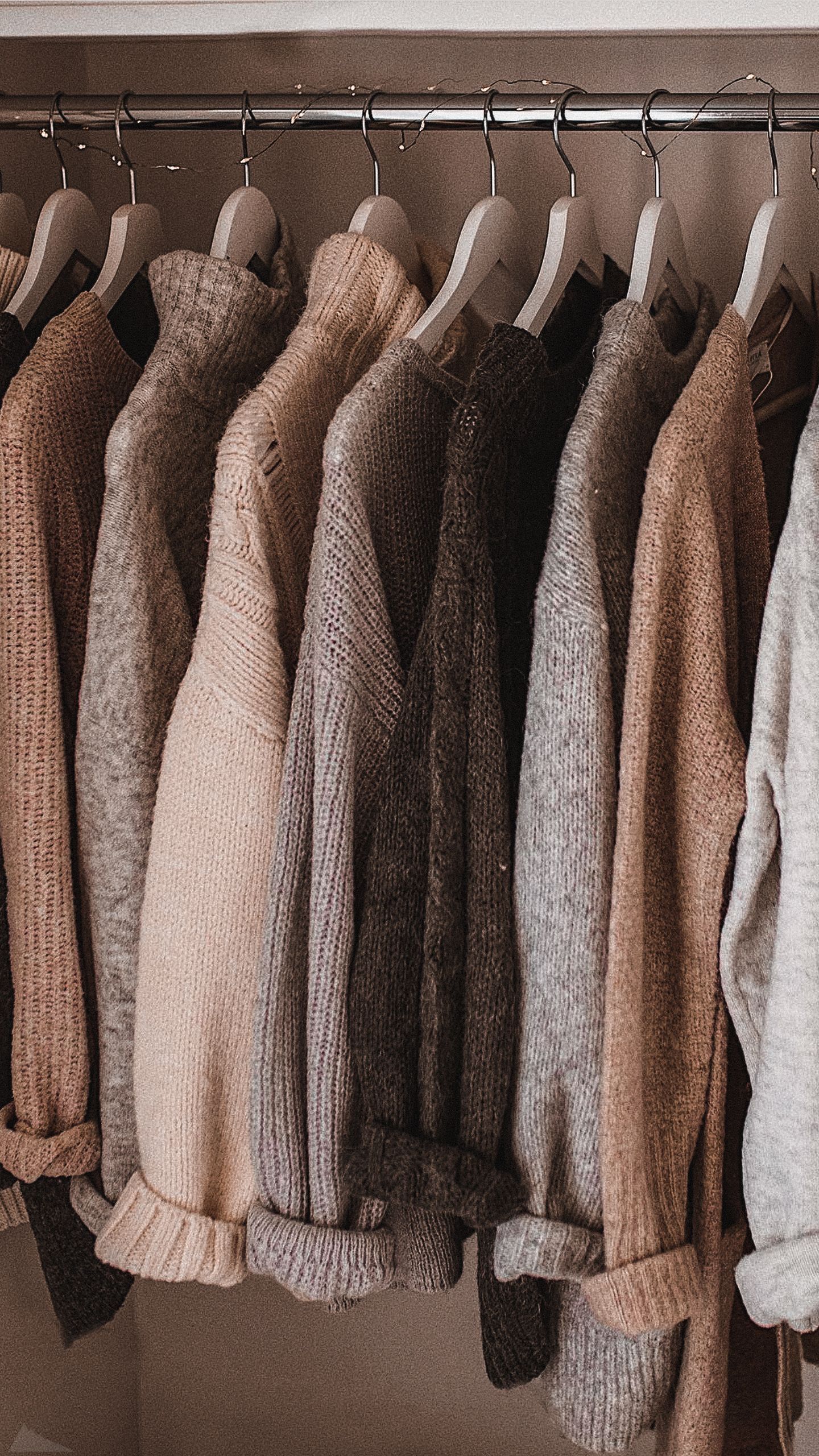 Cute Asethetic Clothes Wallpapers Wallpaper Cave