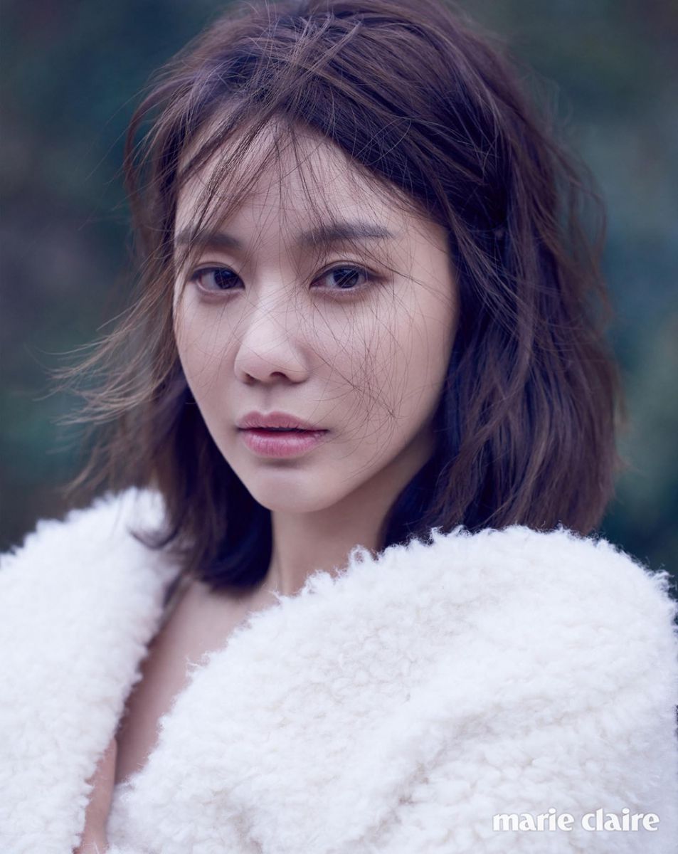 Kim Ah Joong. Kim ah joong, Marie claire magazine, Korean beauty