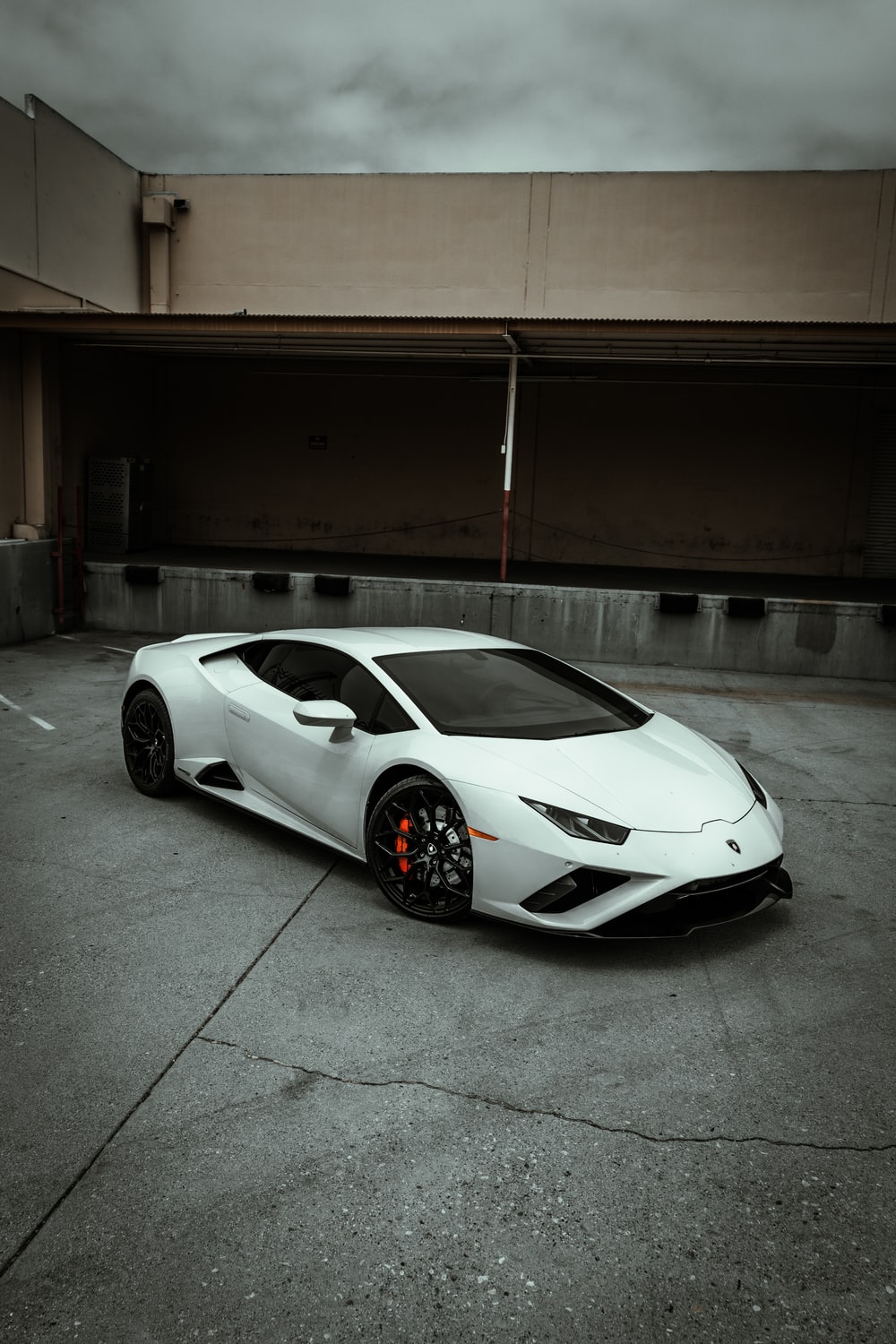 Lamborghini Wallpaper: Free HD Download [HQ]