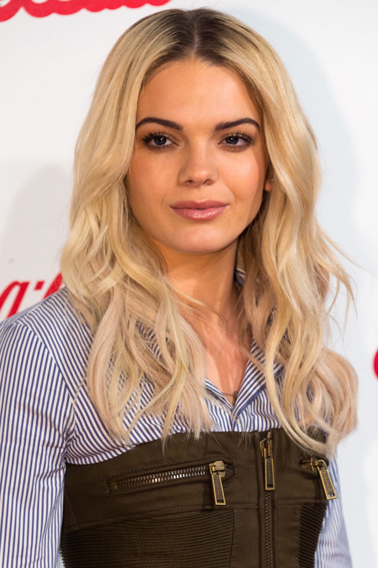 Louisa Johnson Wallpapers - Wallpaper Cave