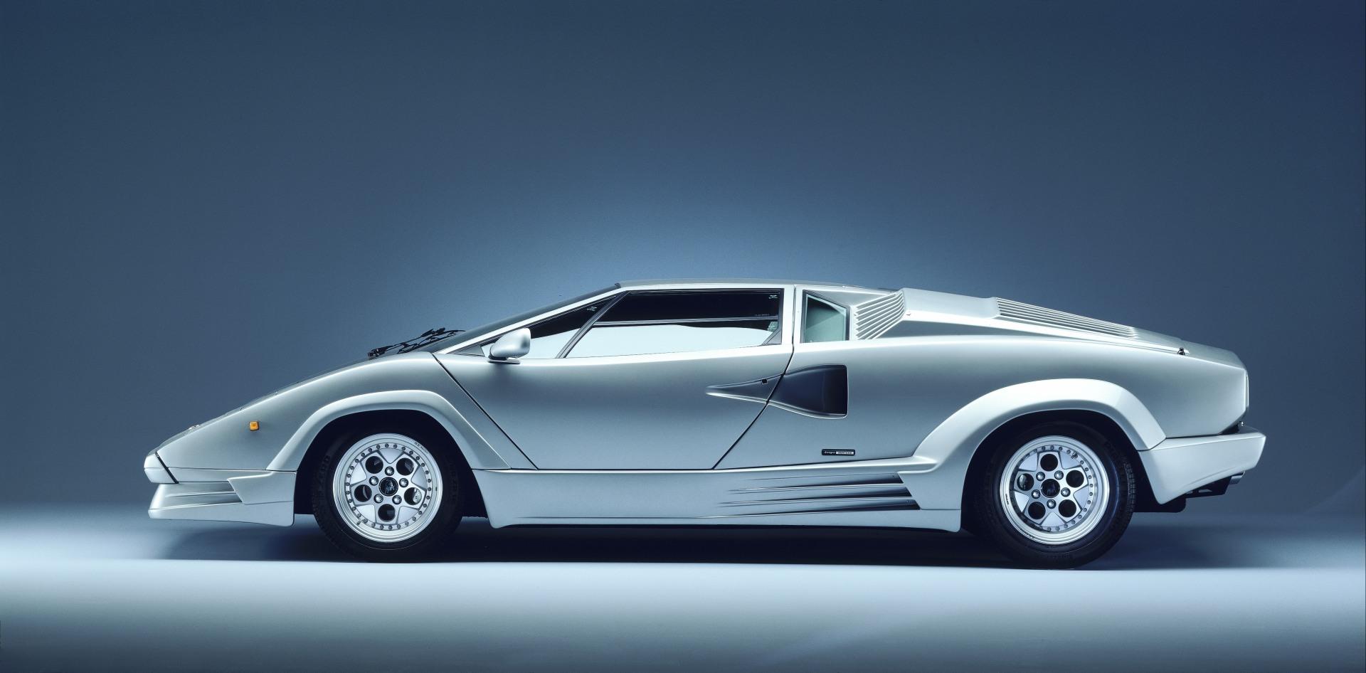 Lamborghini Countach 25th Anniversary Wallpaper [HD]