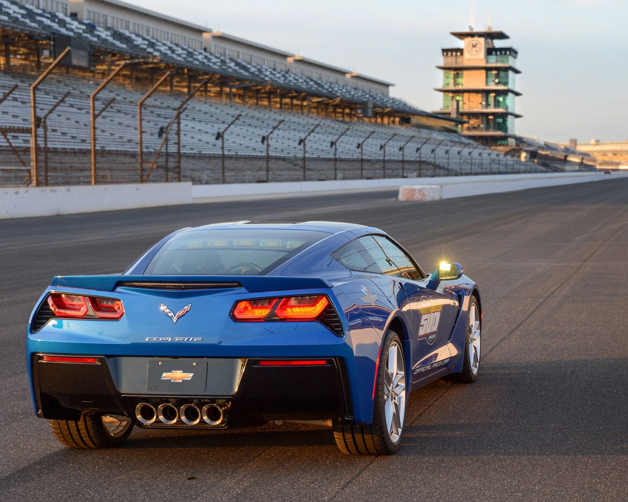Download wallpaper 1280x1024 chevrolet, corvette, stingray, c7, indy 500, pace car standard 5:4 HD background