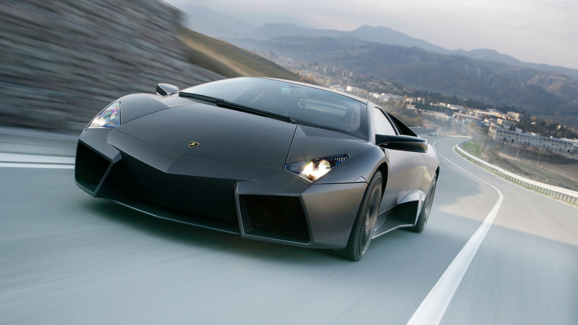 Lamborghini Reventón: The First Few Off