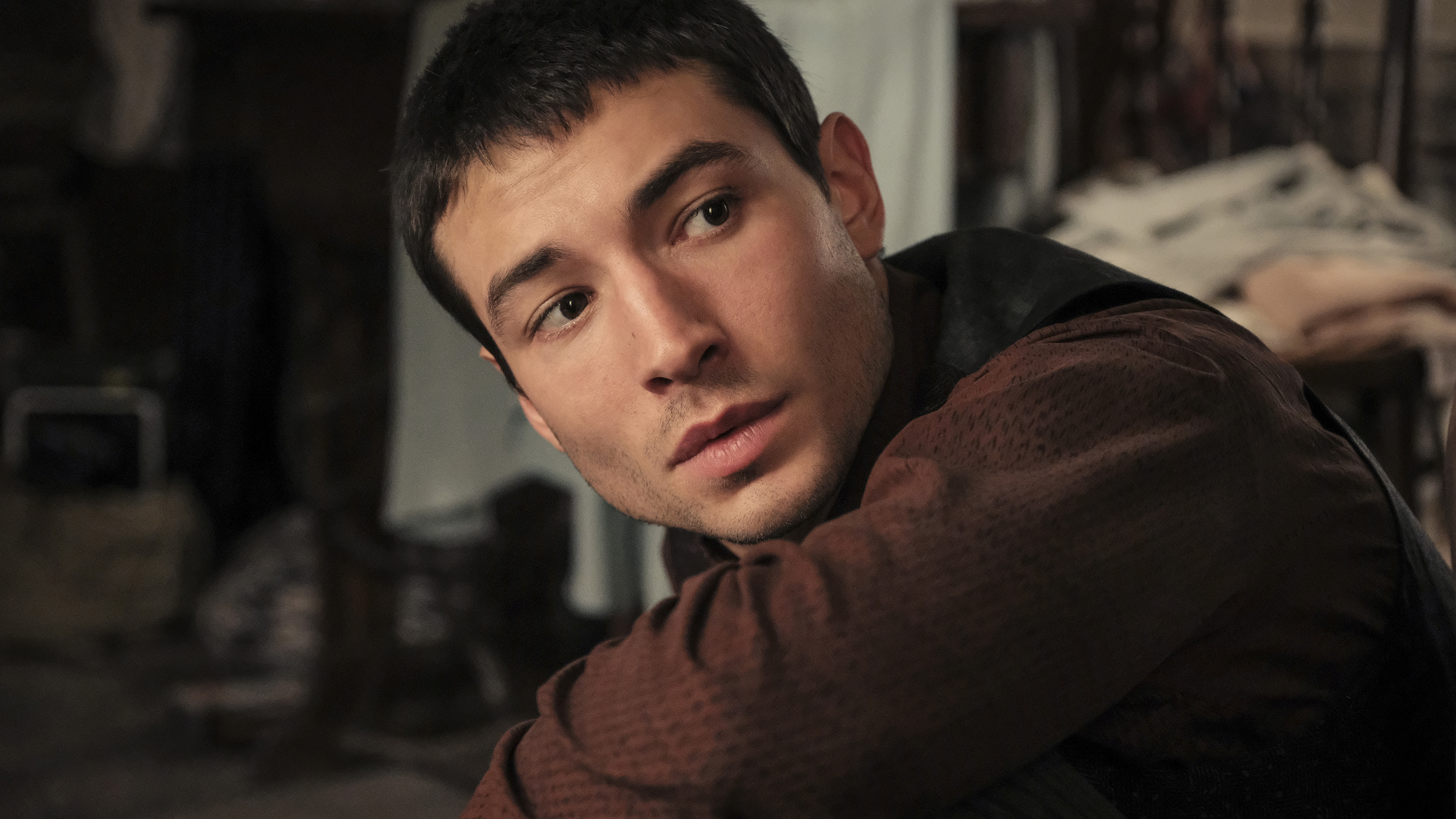 Credence Barebone Ezra Miller Fantastic Beasts: The Crimes of Grindelwald 8K