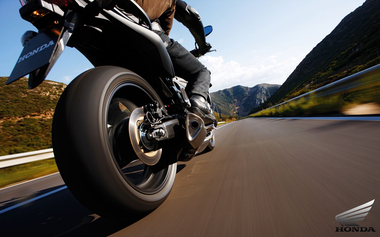 Free download Motos Wallpaper Honda Cb 600f Hornet Wallpaper [1600x1000] for your Desktop, Mobile & Tablet. Explore Hornets Wallpaper. New Orleans Wallpaper, Charlotte Hornets iPhone Wallpaper, F