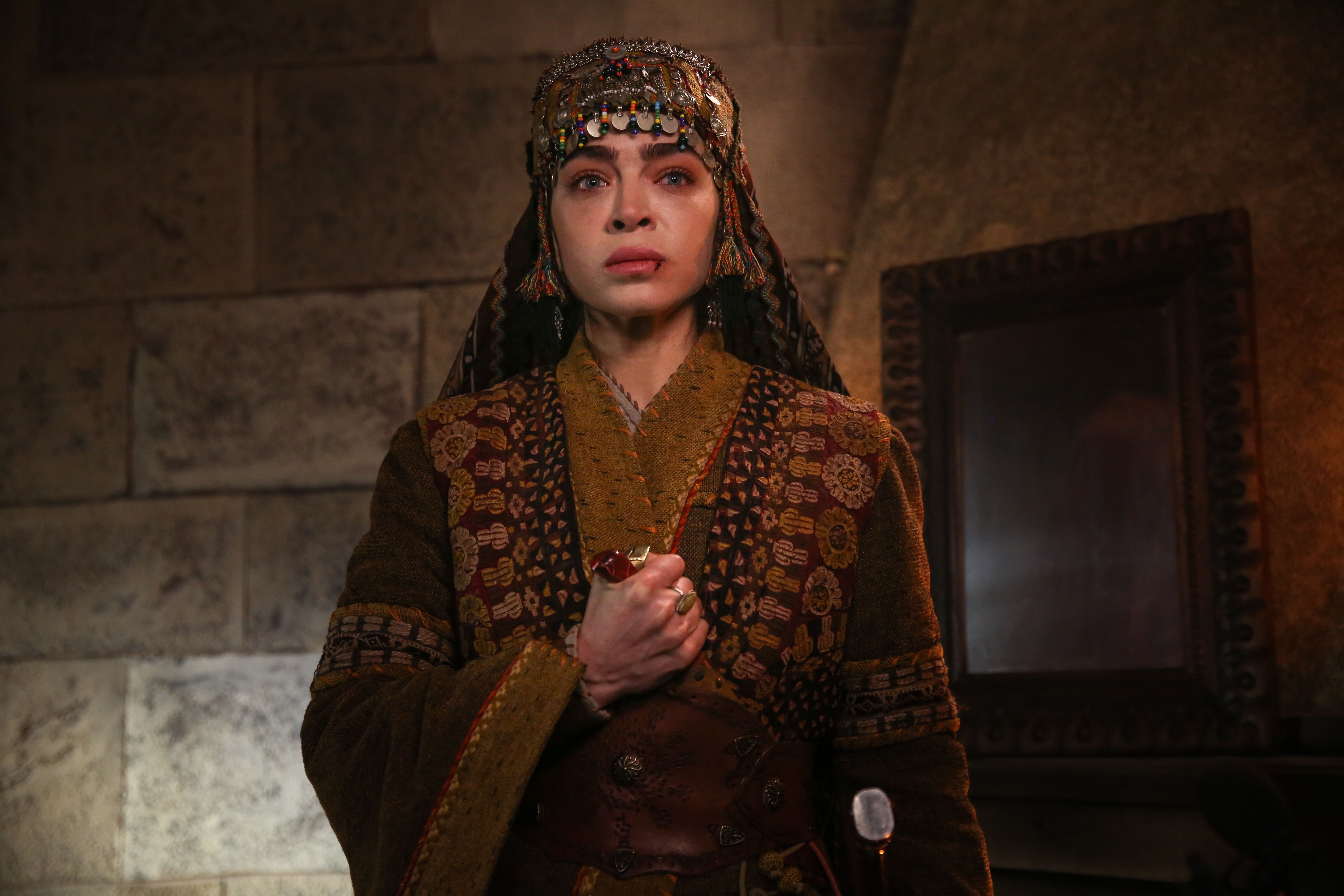 Sırma Hatun. Turkish clothing, Diriliş ertuğrul, Fashion