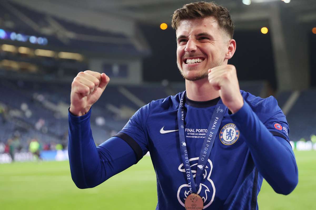 Mason Mount lộ lý do chọn MU, không được mặc số áo mơ ước