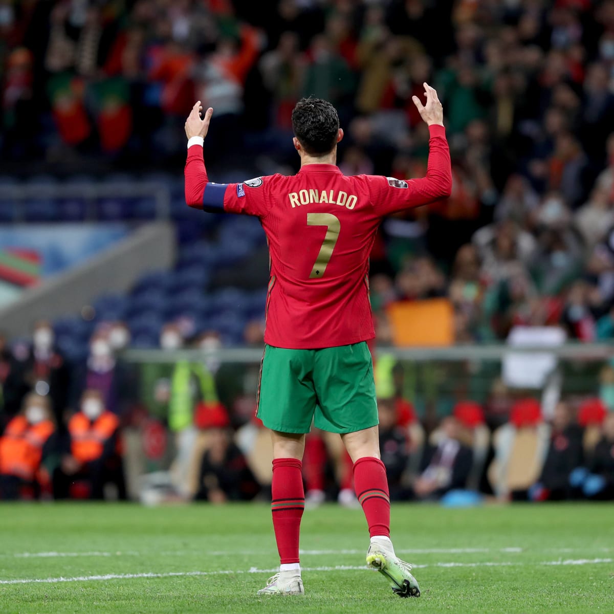 Could Cristiano Ronaldo being the boss hold Portugal back? on FanNation