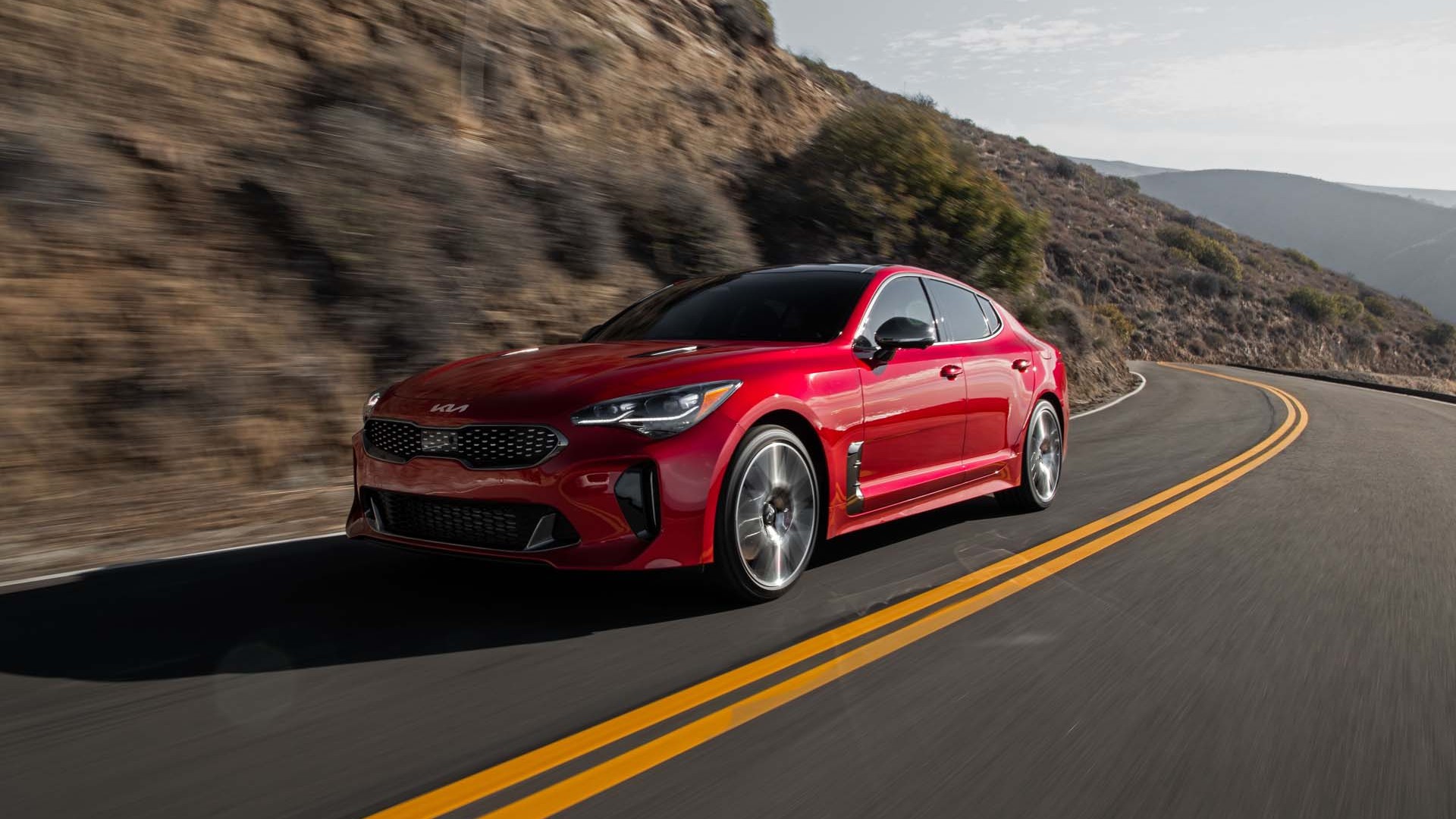 Preview: 2022 Kia Stinger arrives with new looks and 300 hp as standard