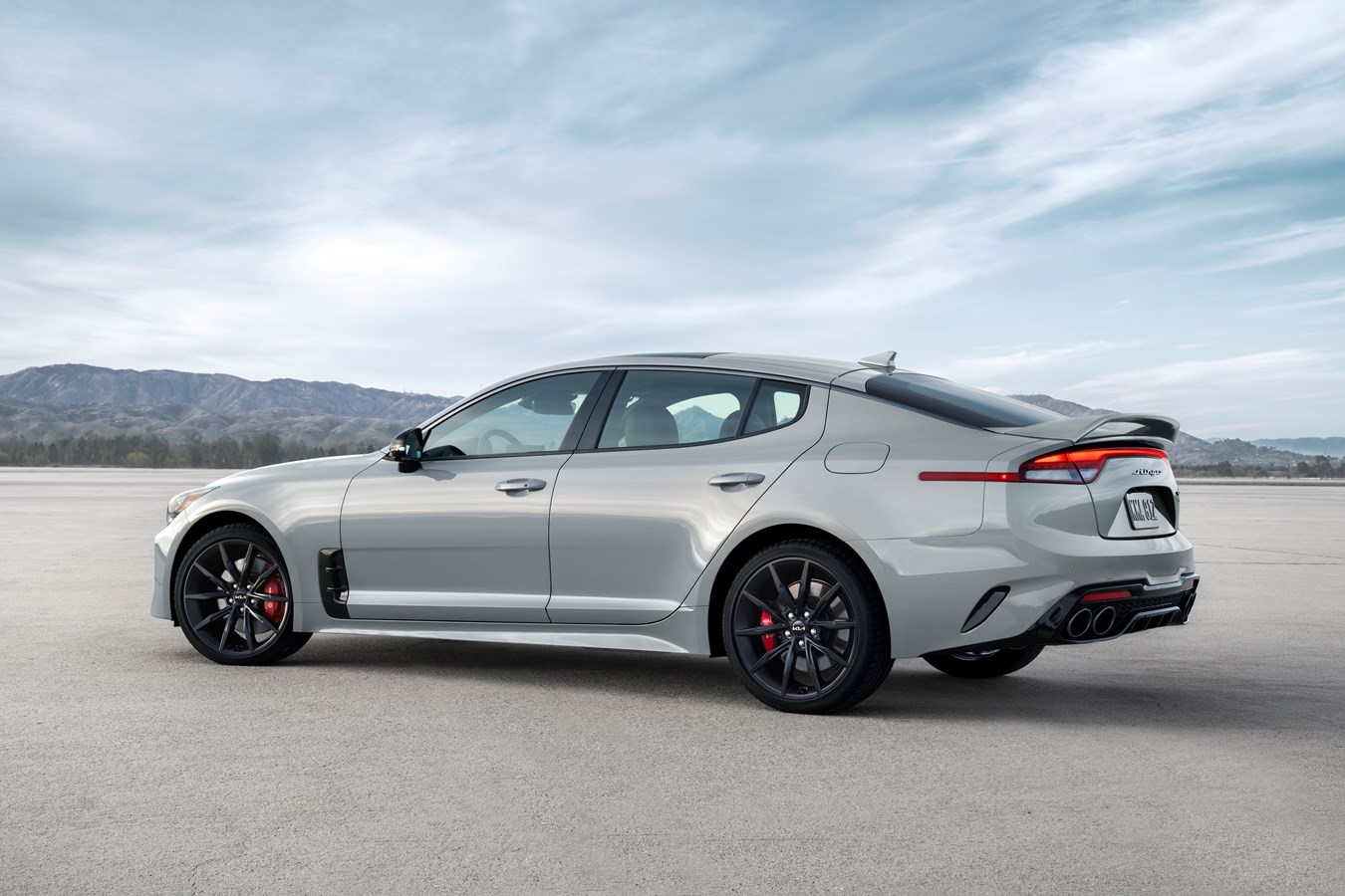 2022 Kia Stinger Photo & Videos