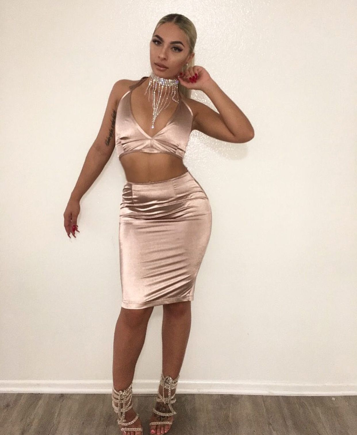 Women ▻ Winter Kaila Wilkey Ideen. Anziehsachen, Anziehen, Hübsche Frau