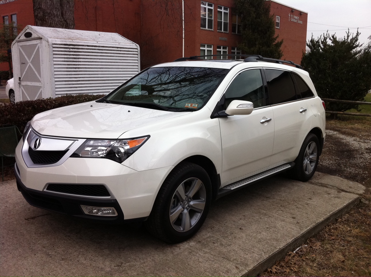 Acura MDX and photo