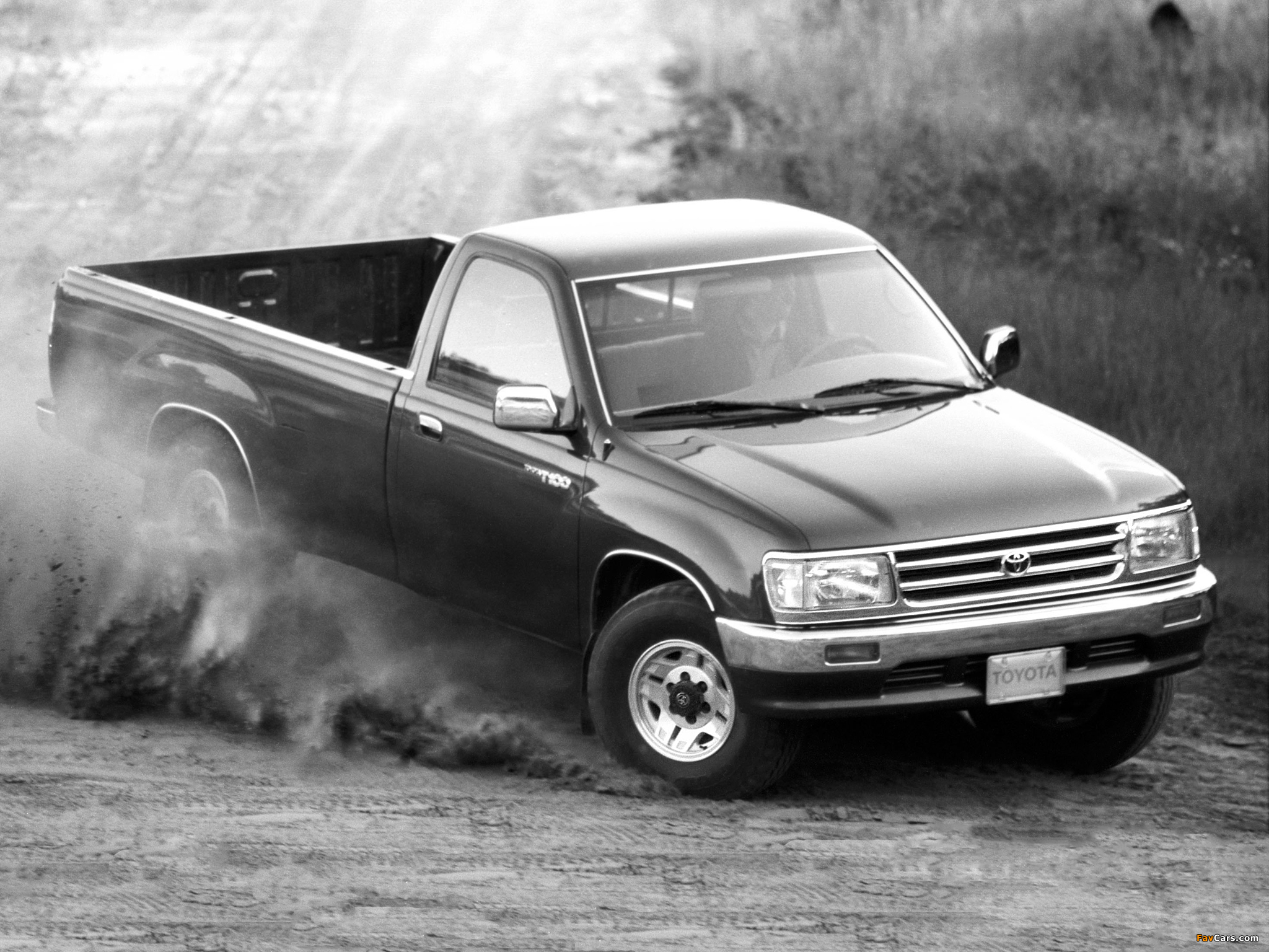 Toyota T100 Regular Cab 4WD 1993–98 wallpaper (2048x1536)