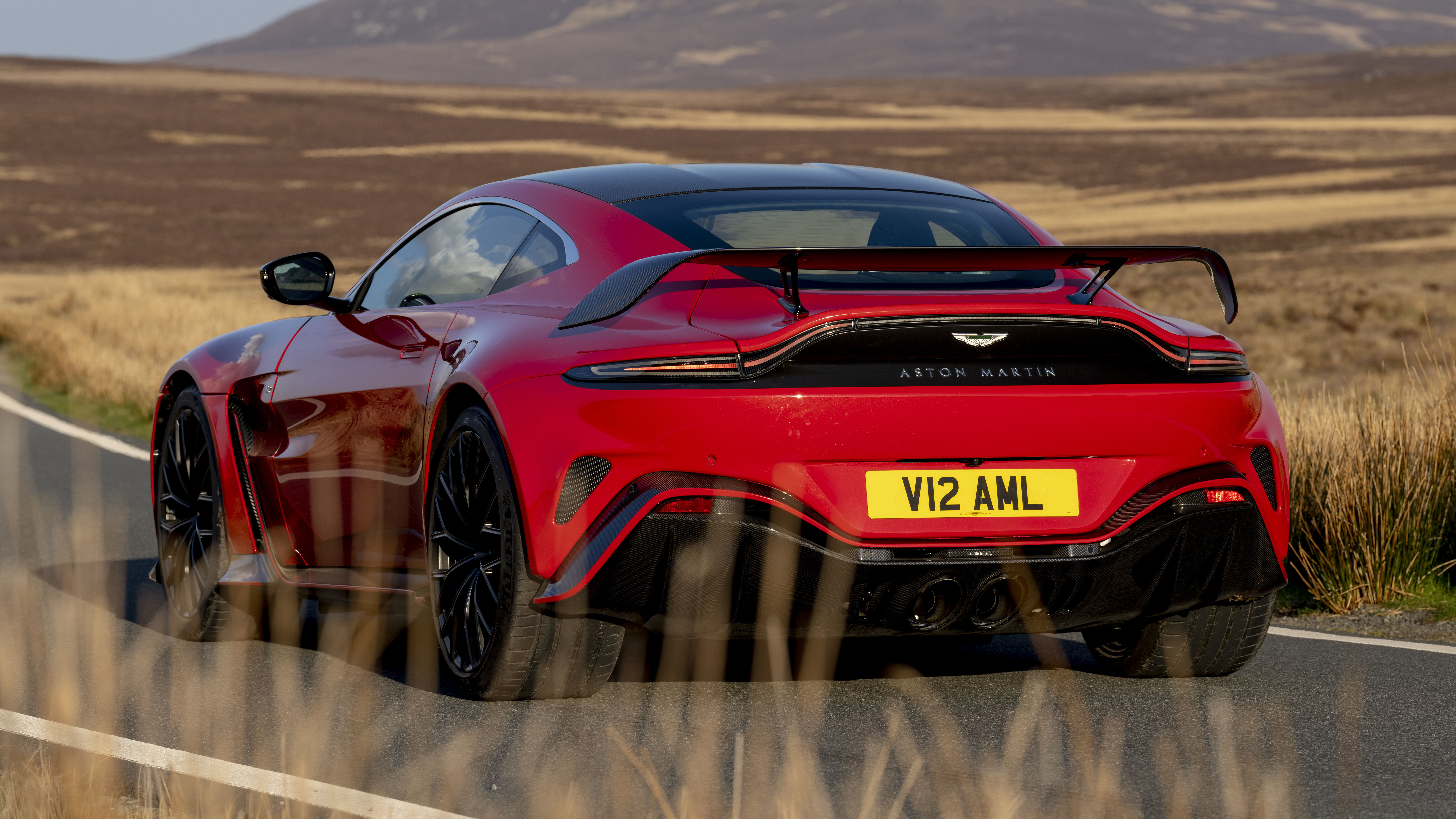 Aston Martin V12 Vantage Review 2022