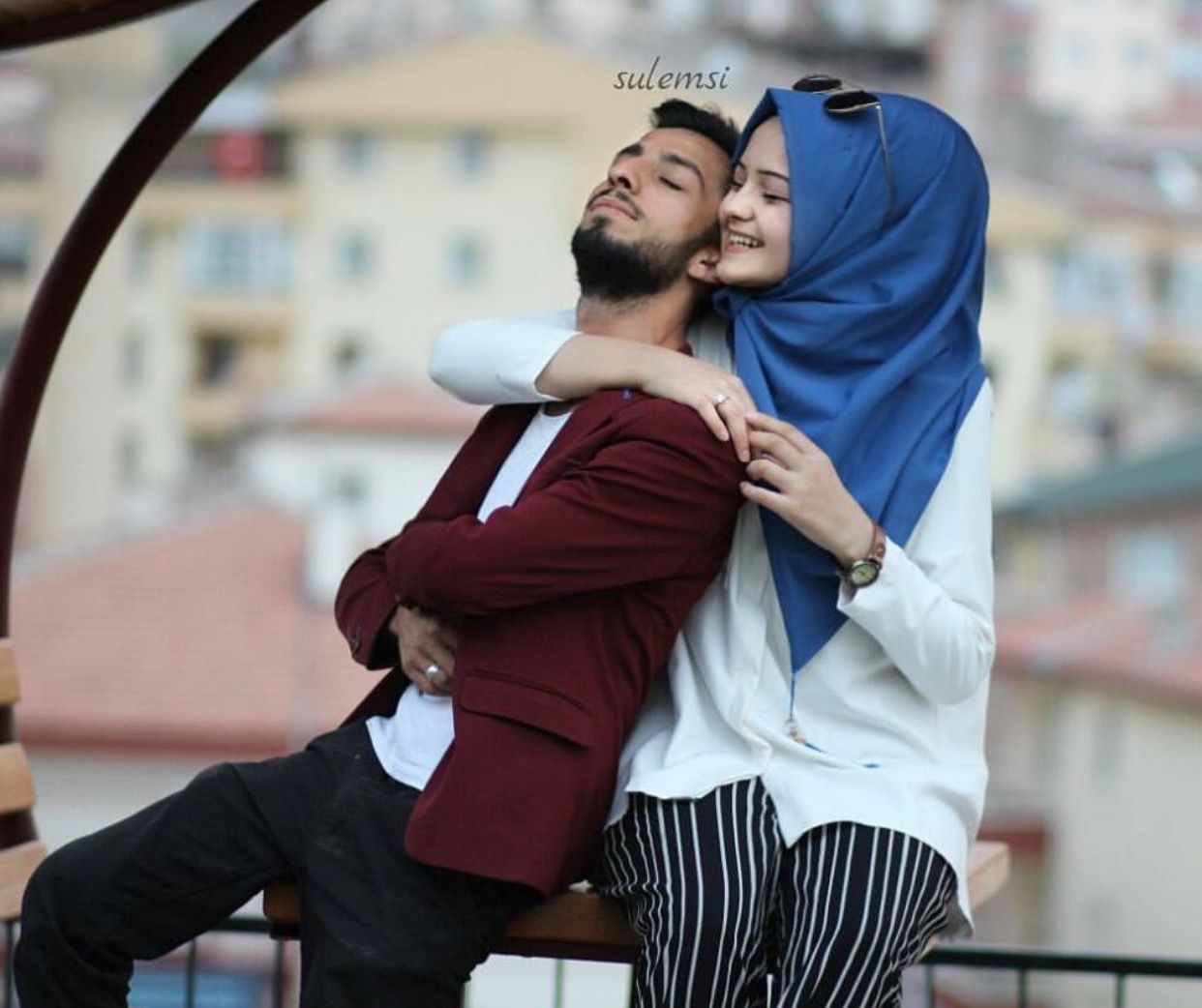 MUSLIM COUPLES