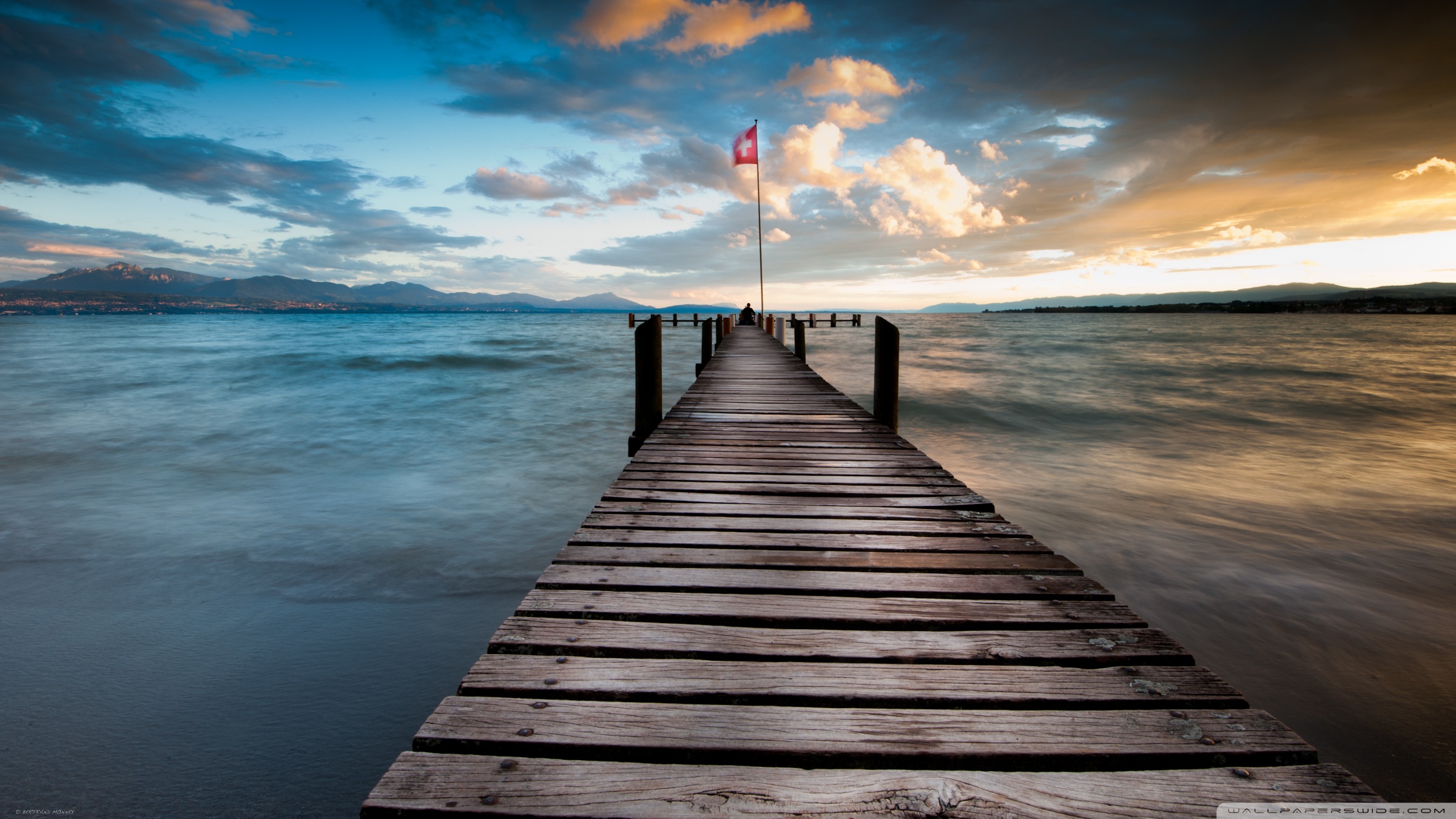 Lake Pontoon At Dusk Ultra HD Desktop Background Wallpaper for 4K UHD TV, Widescreen & UltraWide Desktop & Laptop, Tablet