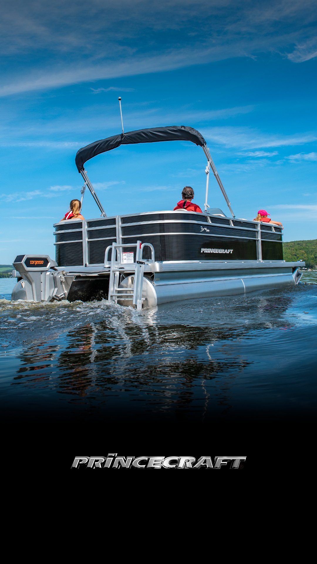 Wallpaper and Photo of Princecraft Pontoon and Fishing Boats