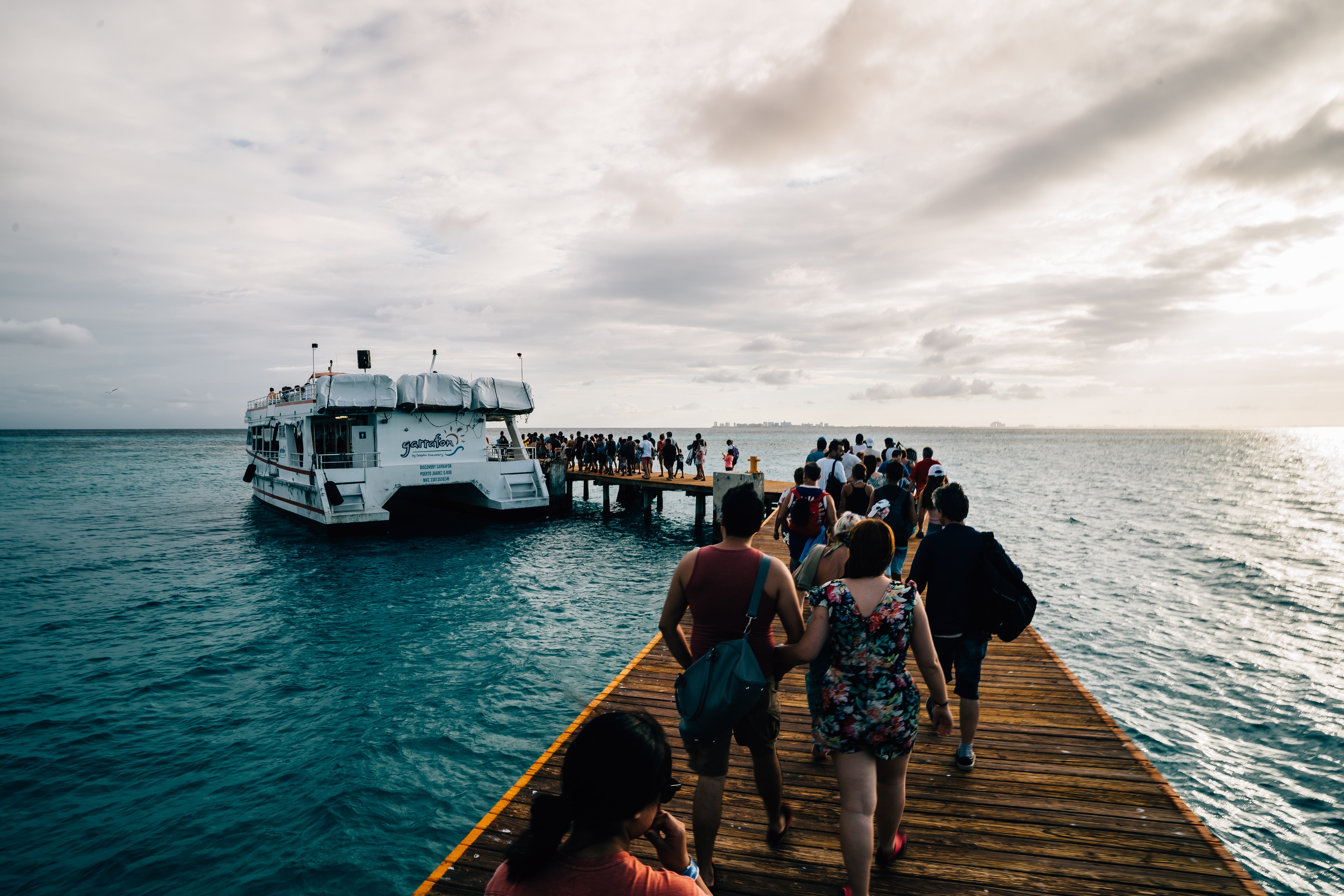 Best Pontoon Photo · 100% Free Downloads