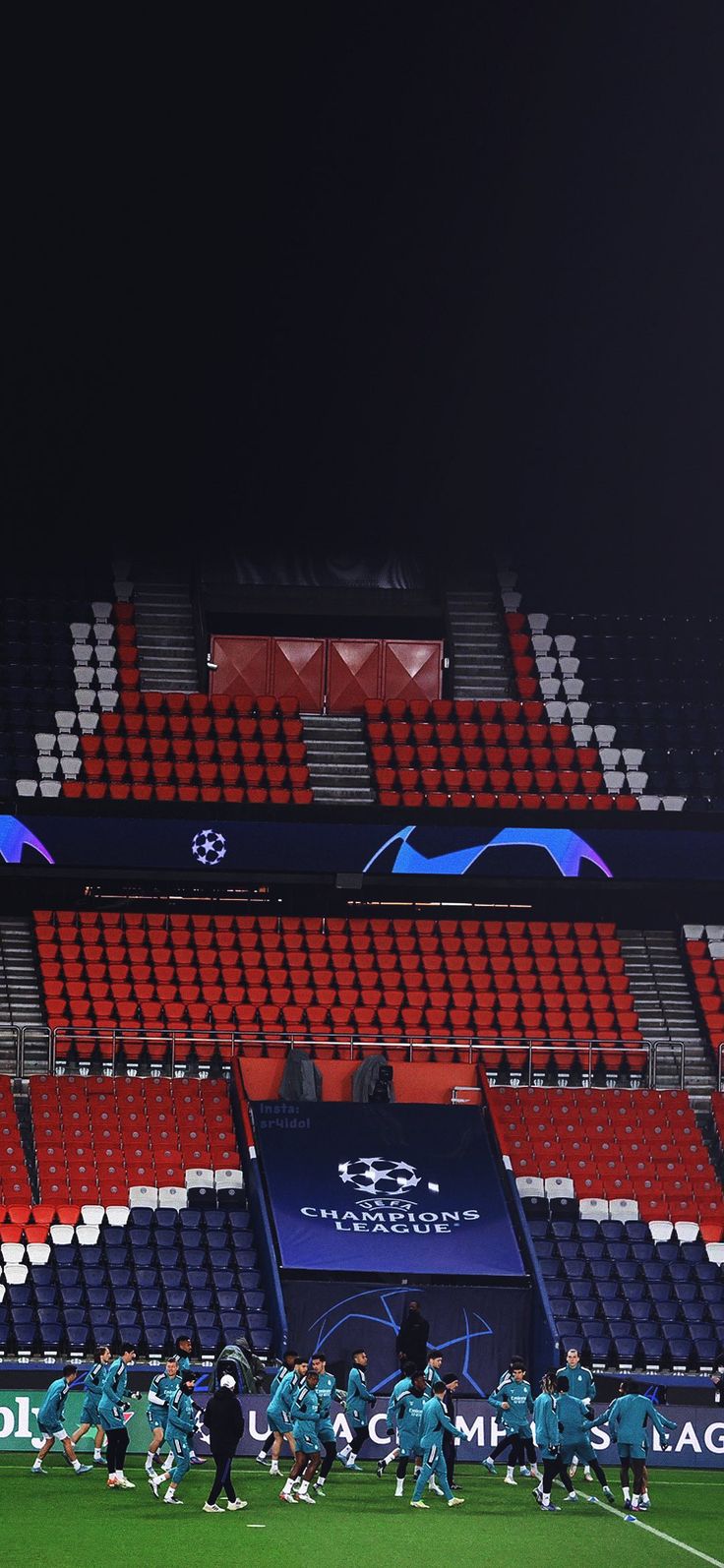 Real Madrid wallpaper in 2022