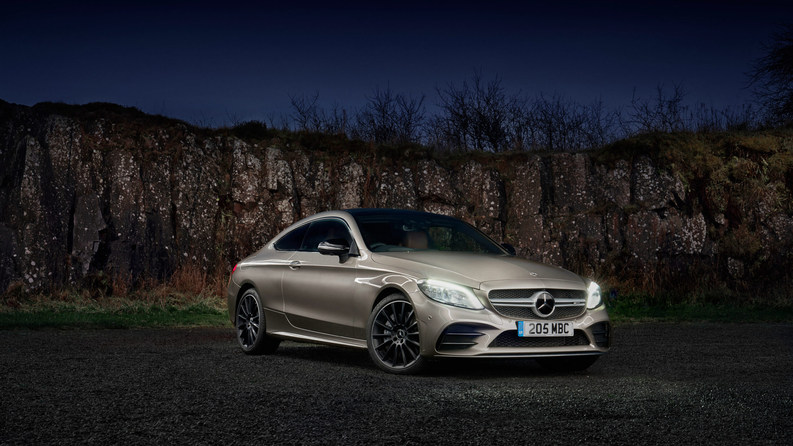 MERCEDES BENZ AMG C43 IELTS WINDOW